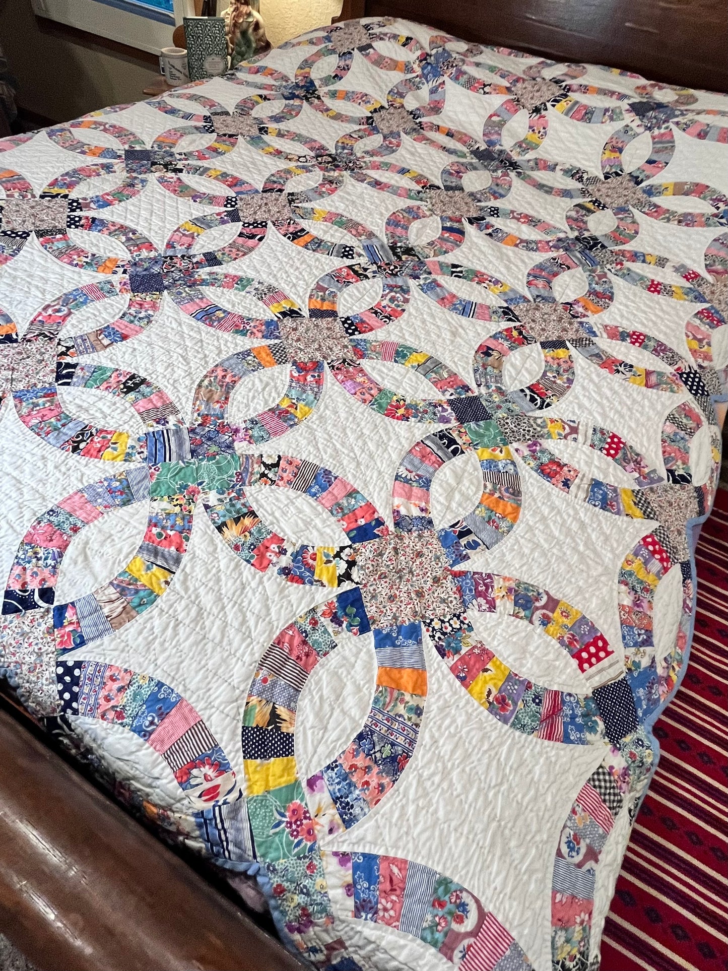 Scrappy Double Wedding Ring Quilt