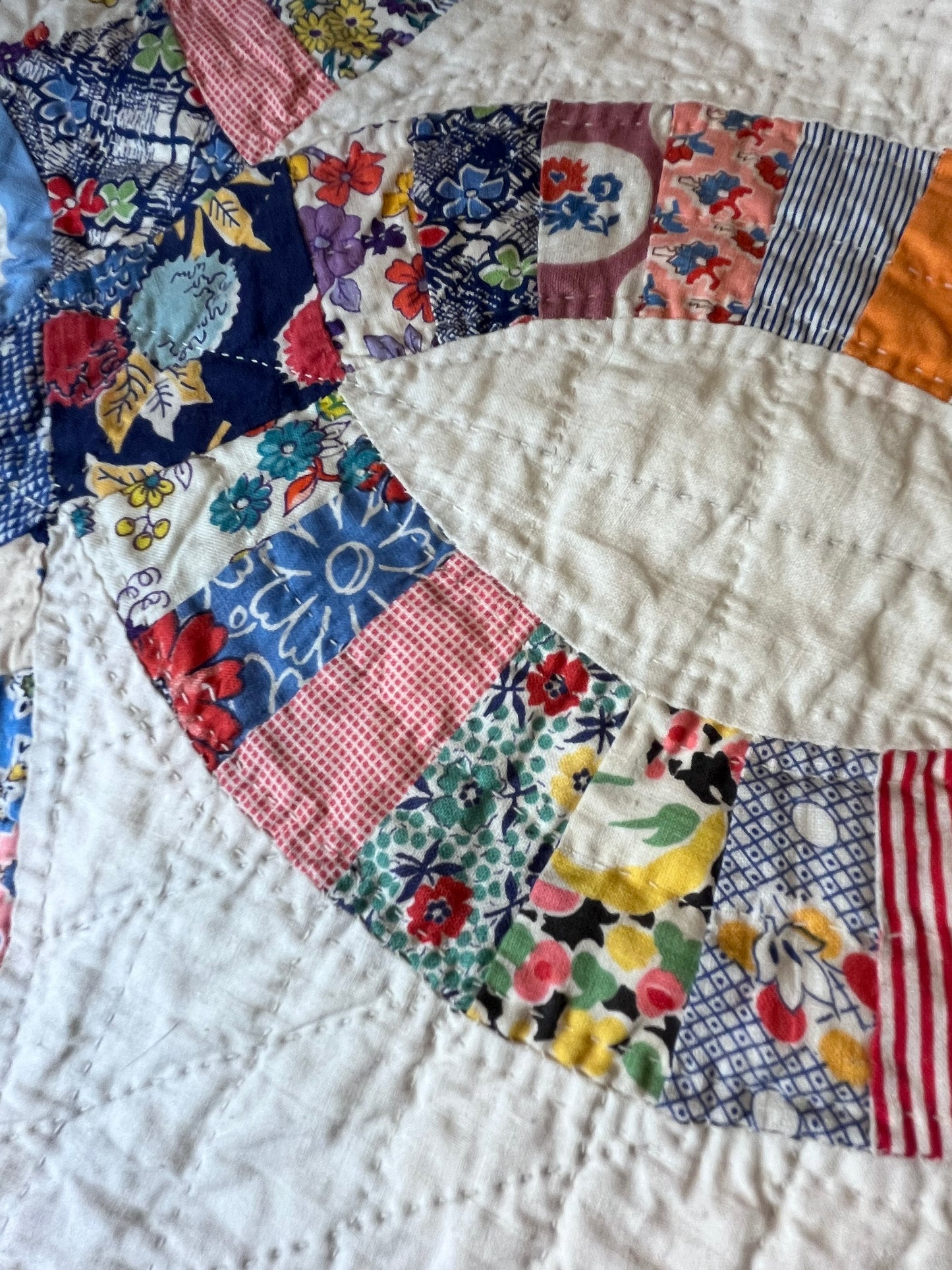 Scrappy Double Wedding Ring Quilt