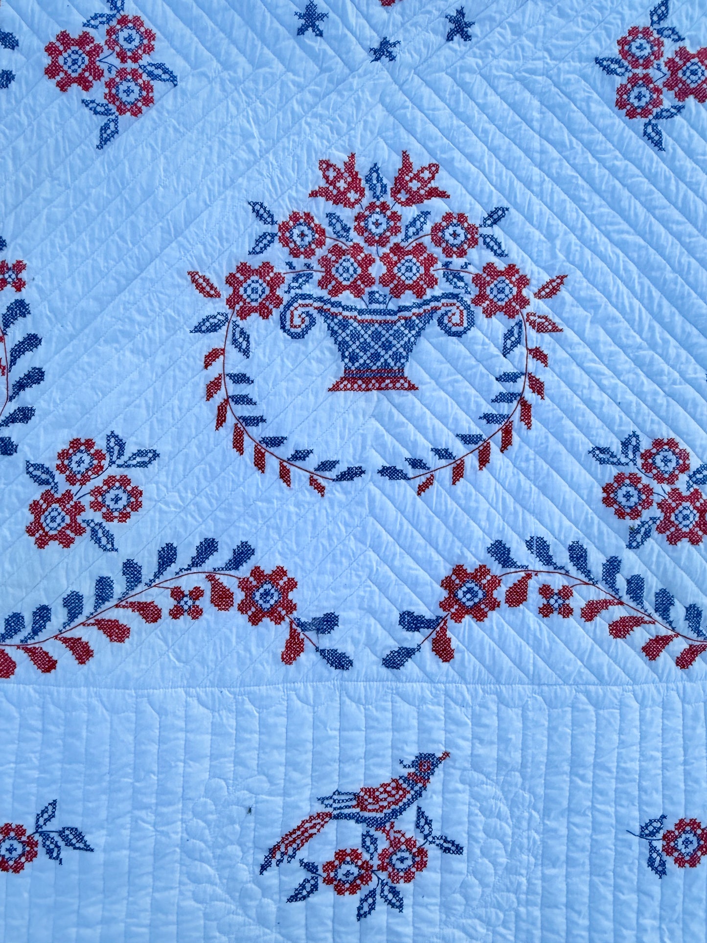 Vintage Americana Eagle Bicentennial Quilt