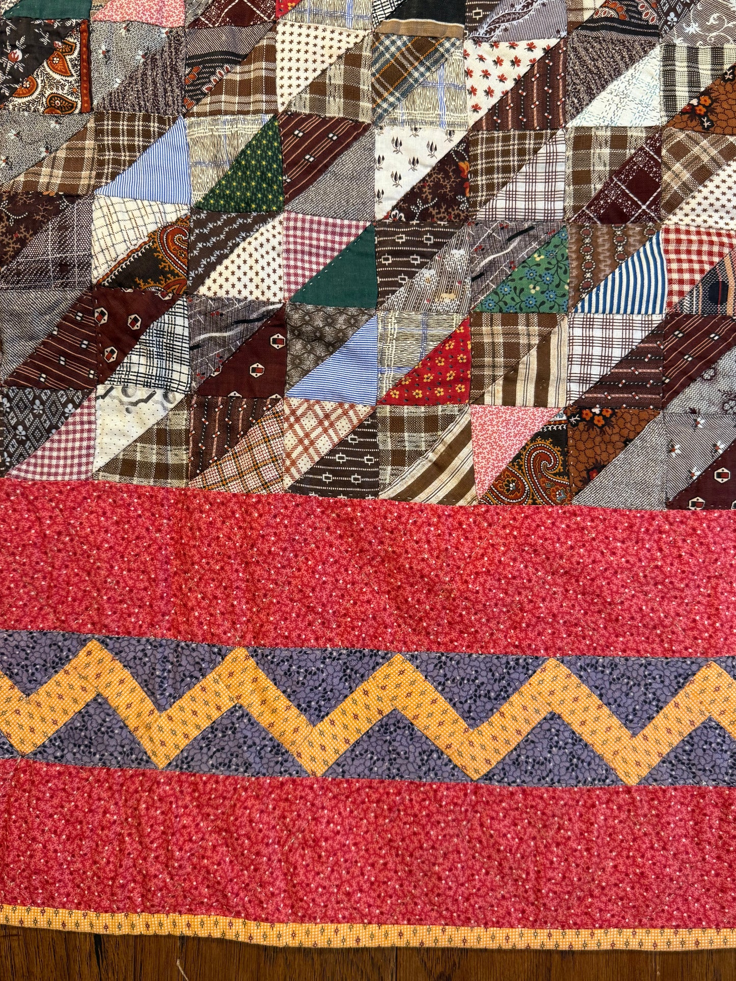 Outstanding Half Square Triangles 4 Block Early Quilt with Zig Zag Border