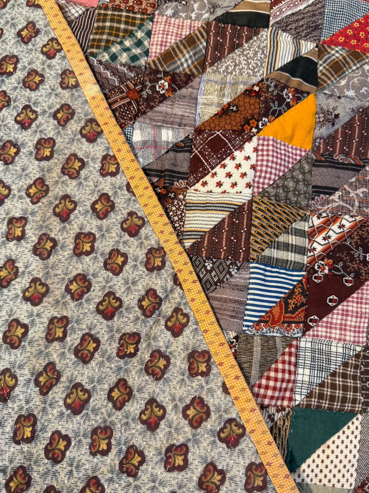 Outstanding Half Square Triangles 4 Block Early Quilt with Zig Zag Border
