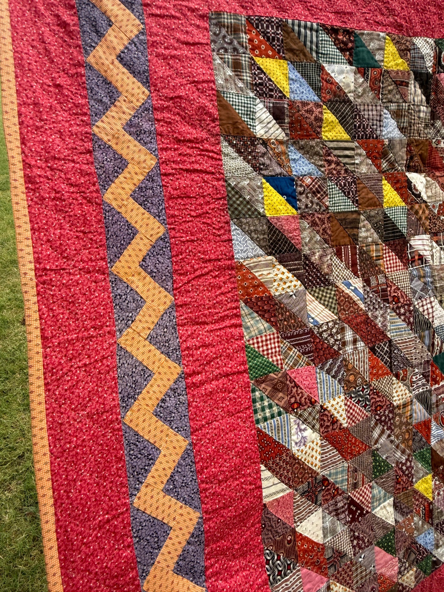 Outstanding Half Square Triangles 4 Block Early Quilt with Zig Zag Border