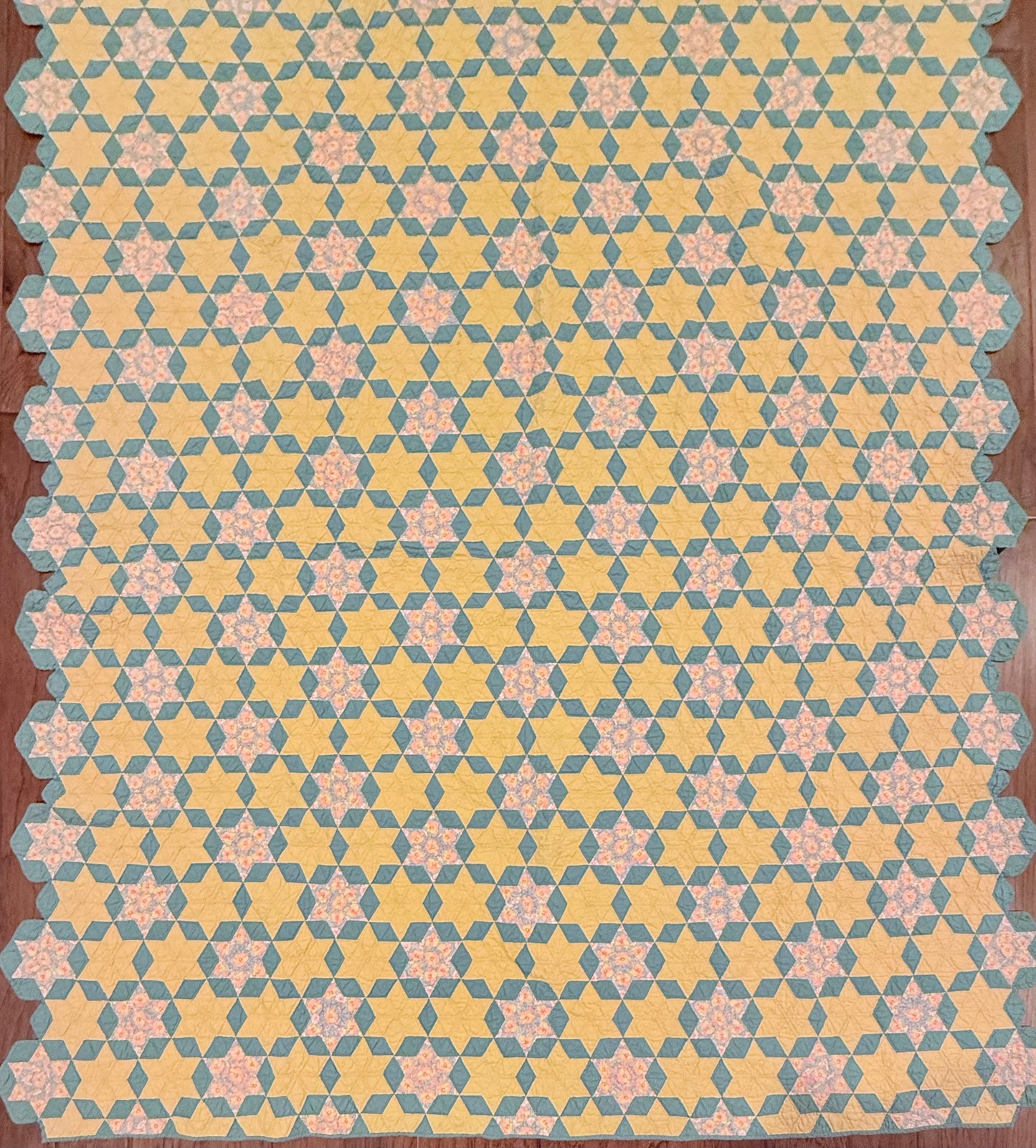 Small Scale Hexagonal 6 Point Stars Quilt