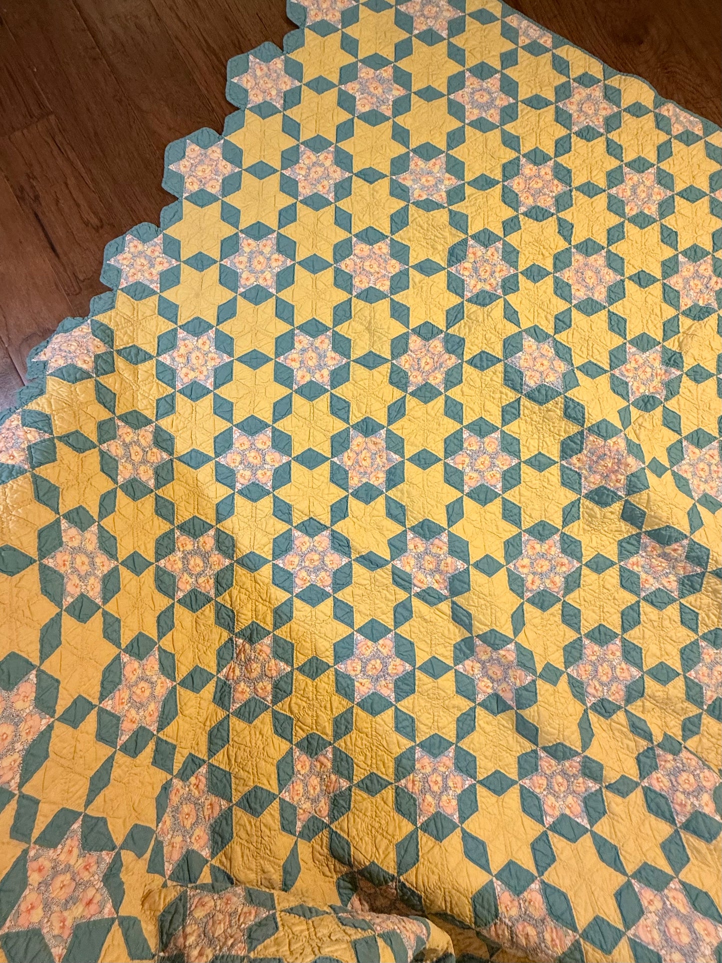 Small Scale Hexagonal 6 Point Stars Quilt