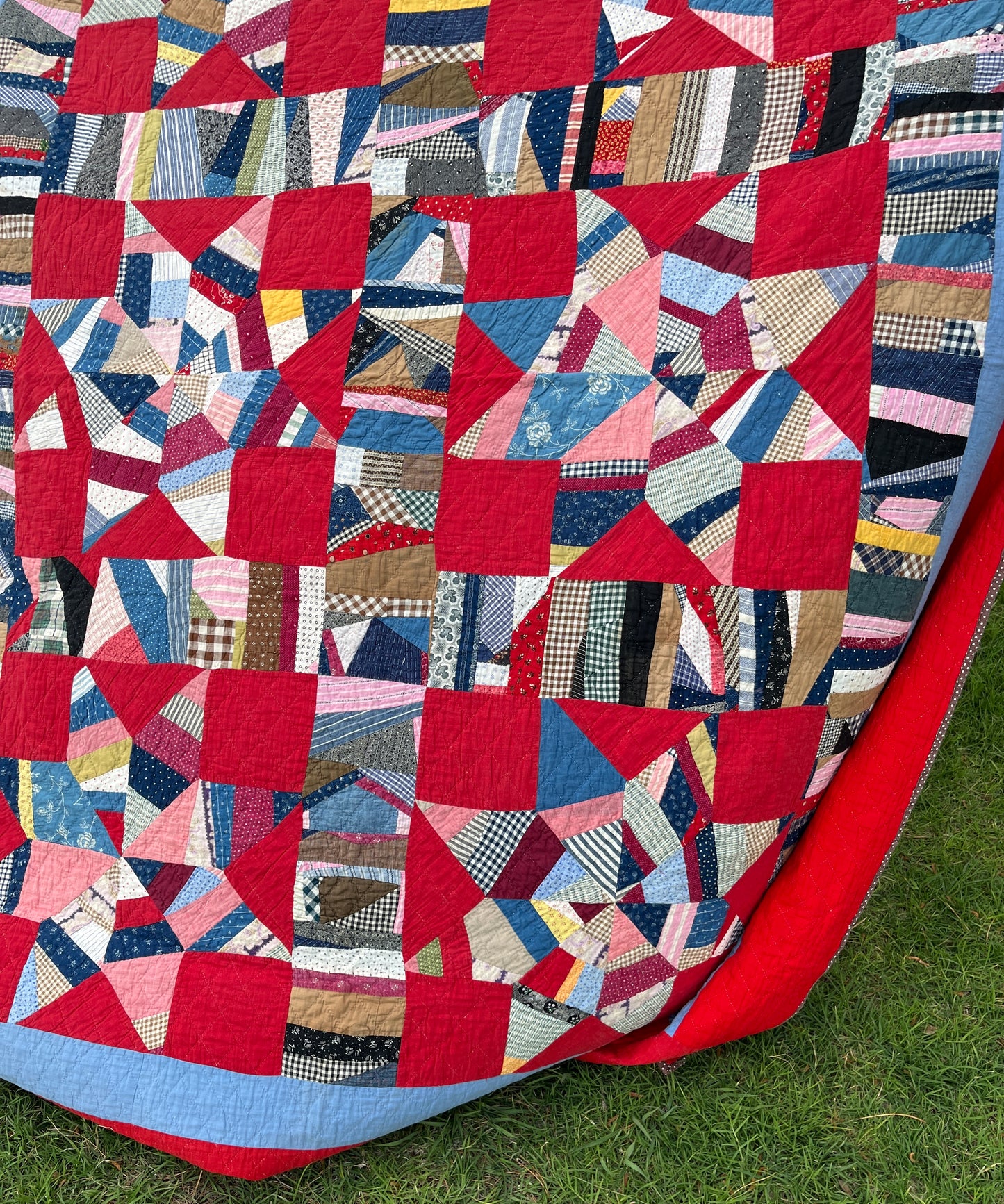 String Stars with String Sashing Quilt