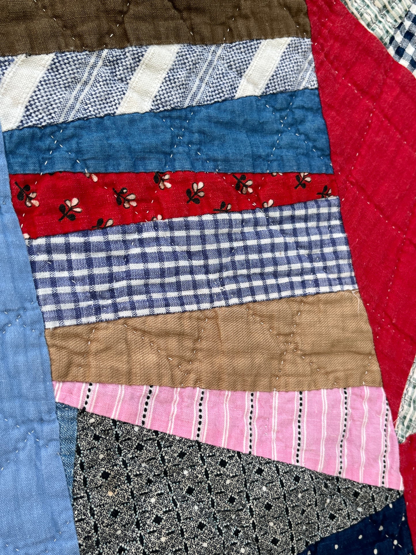 String Stars with String Sashing Quilt