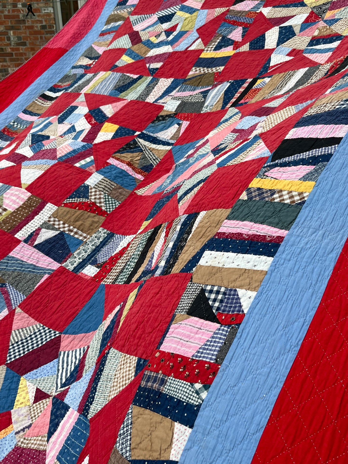 String Stars with String Sashing Quilt