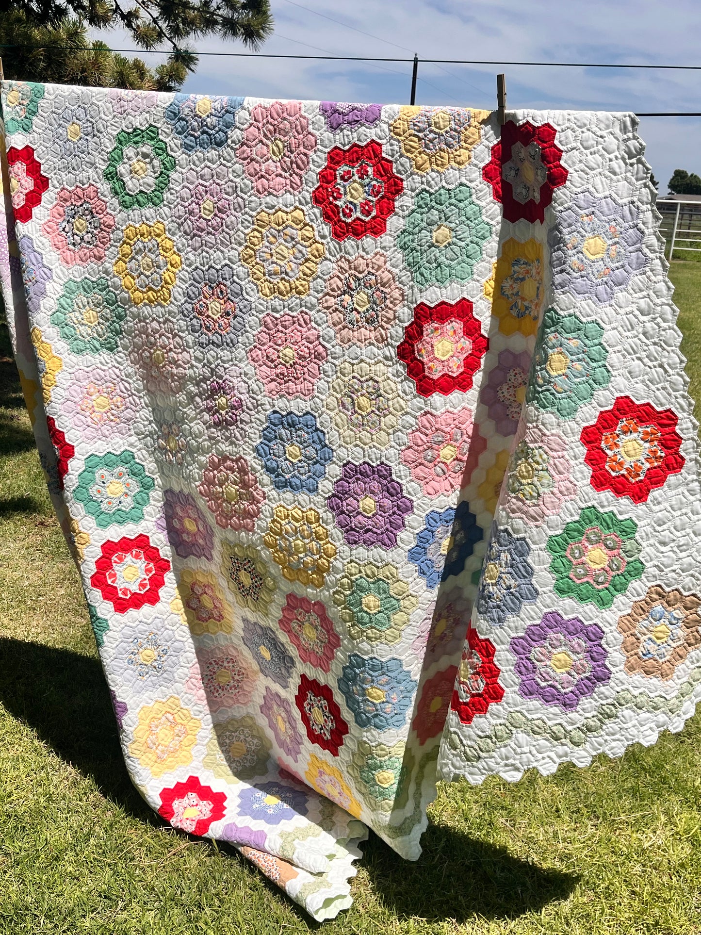 Sweet Flower Garden Quilt with Border