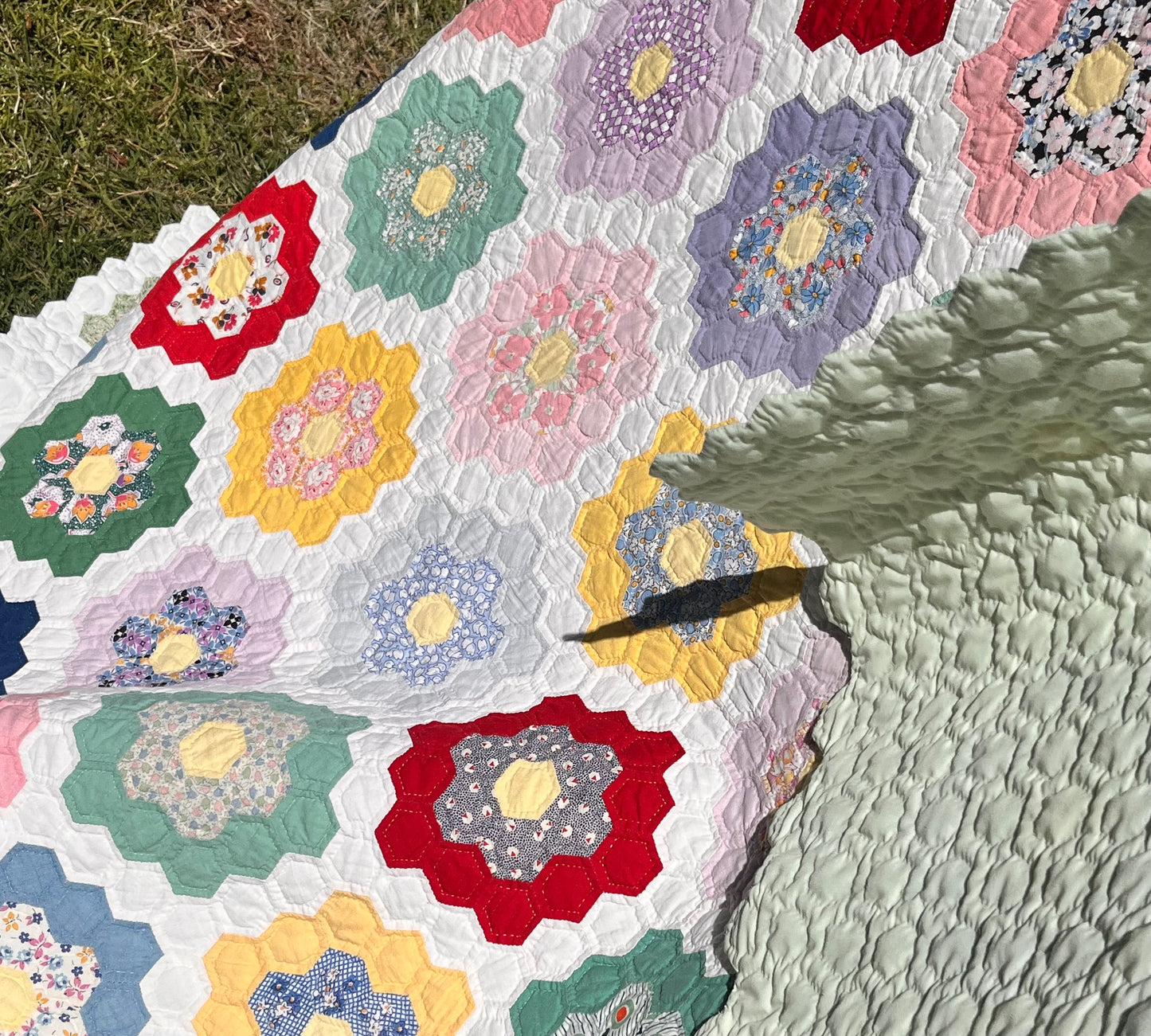 Sweet Flower Garden Quilt with Border