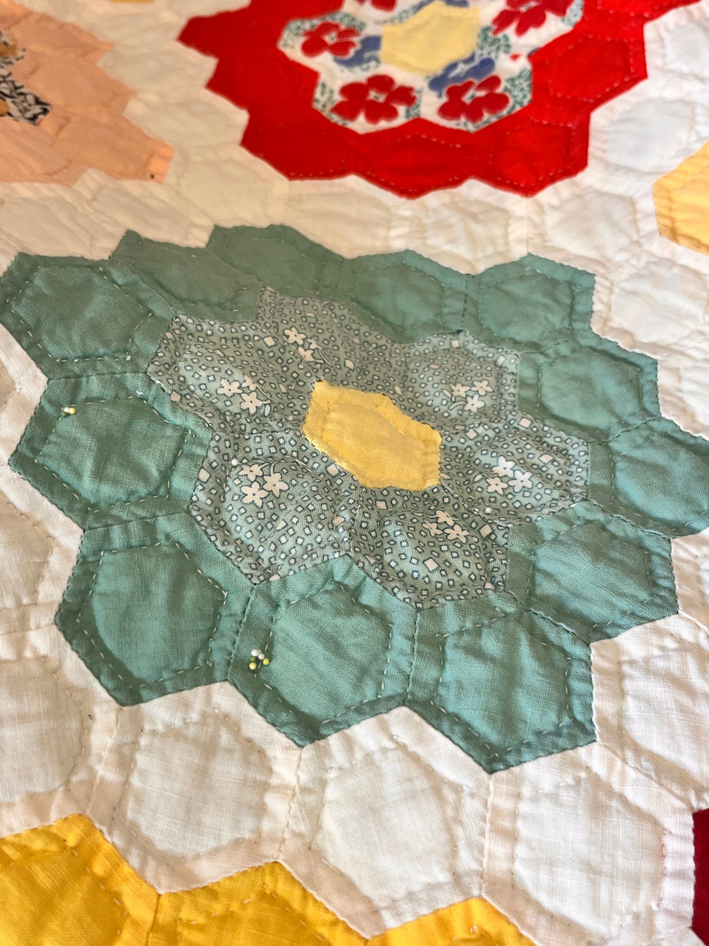 Sweet Flower Garden Quilt with Border