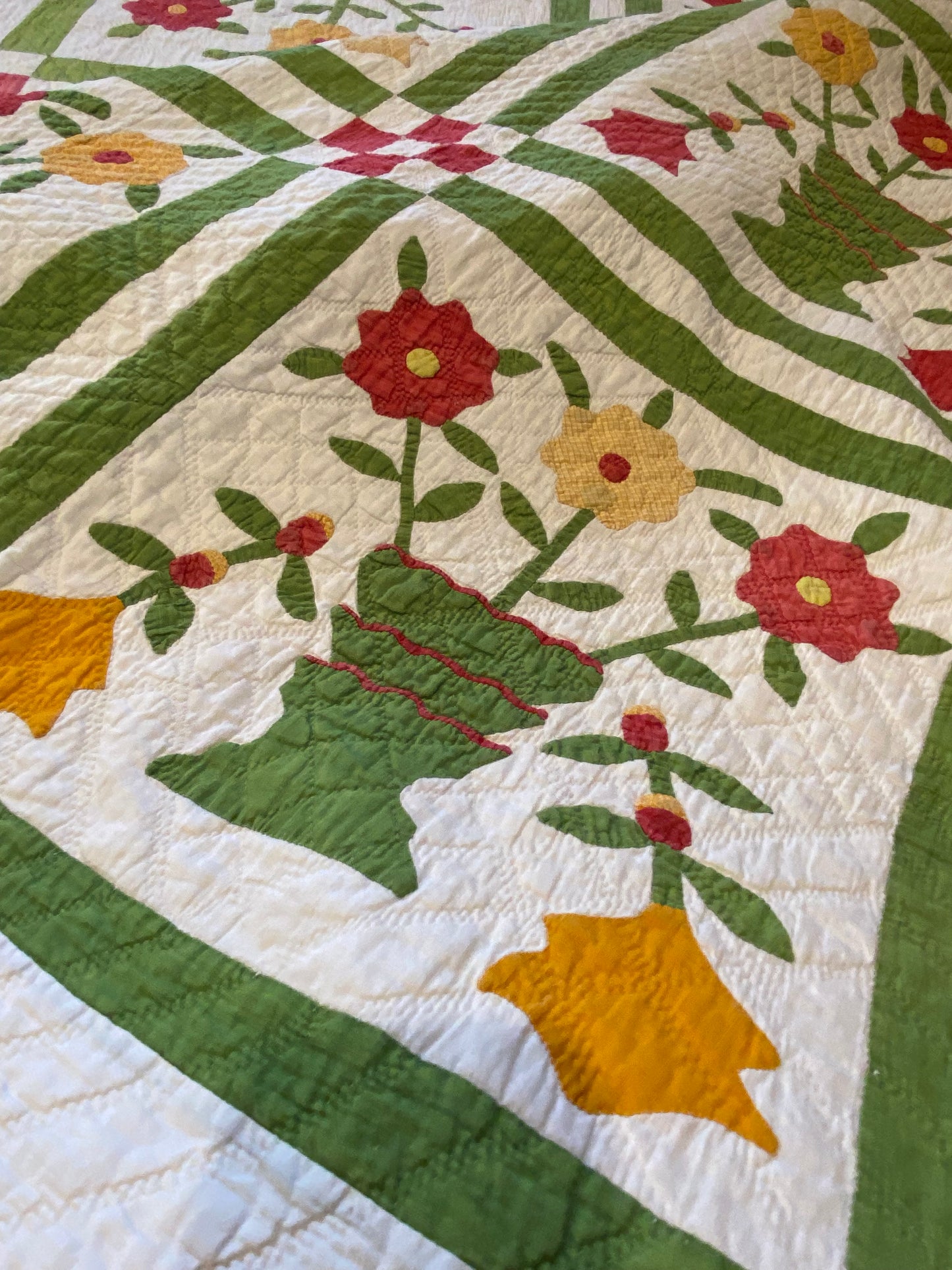Folk Art Pot of Flowers Quilt with 9 Patch Cornerstones
