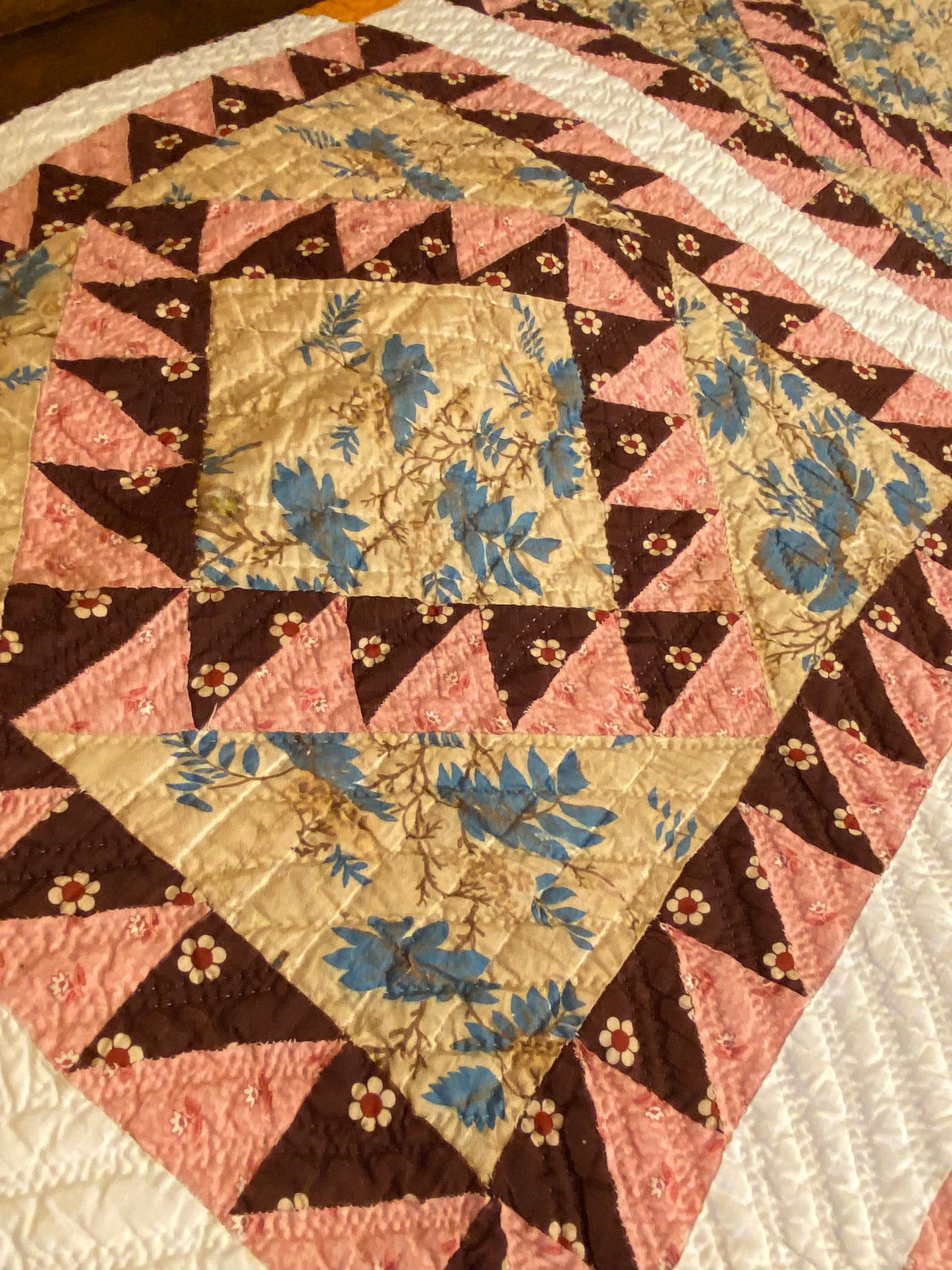Sawtooth Square in a Square Quilt