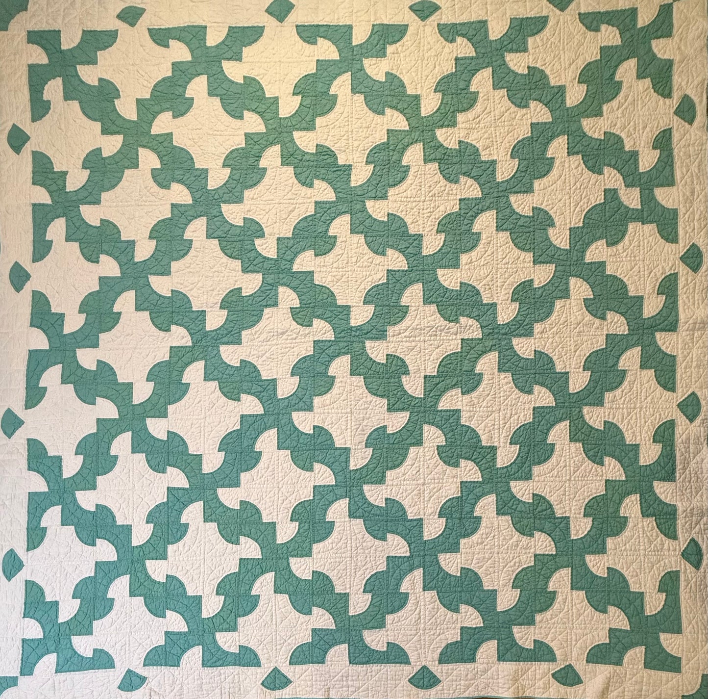 Drunkards Path Quilt
