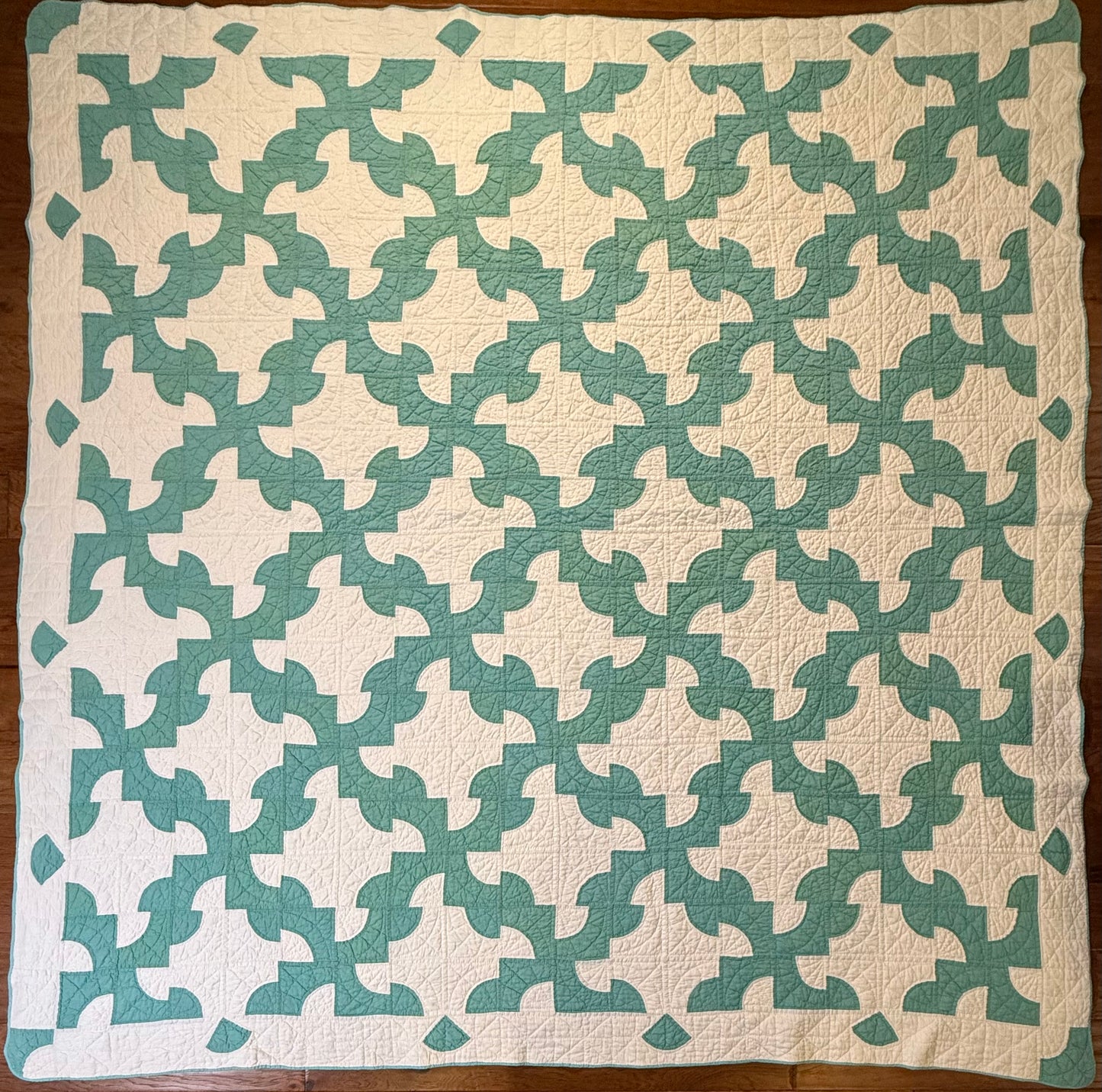 Drunkards Path Quilt