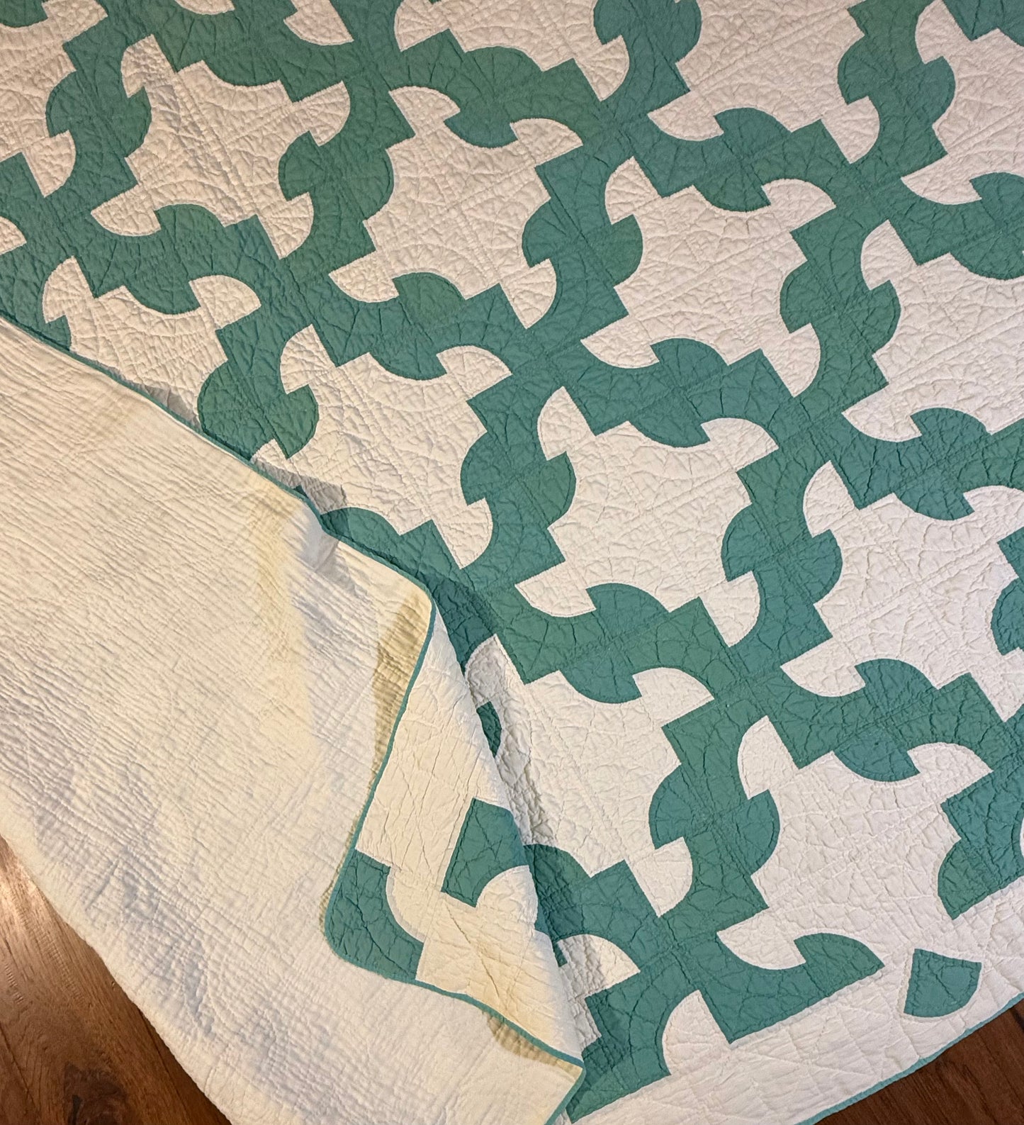 Drunkards Path Quilt
