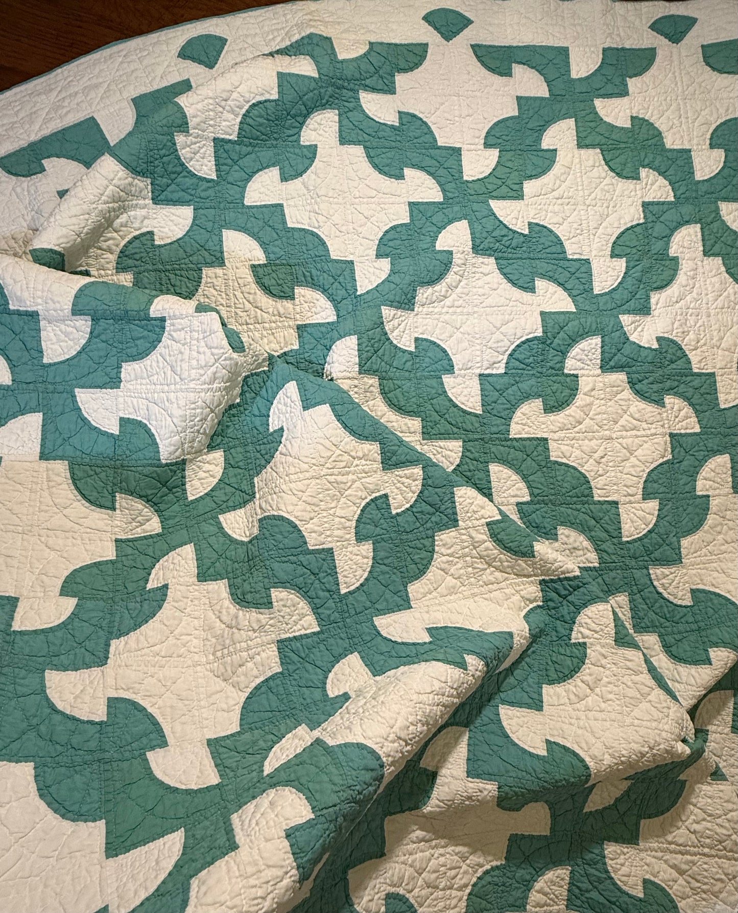 Drunkards Path Quilt