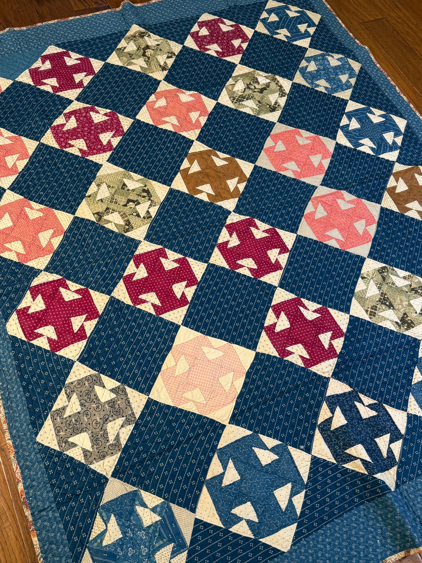Double T Block Quilt