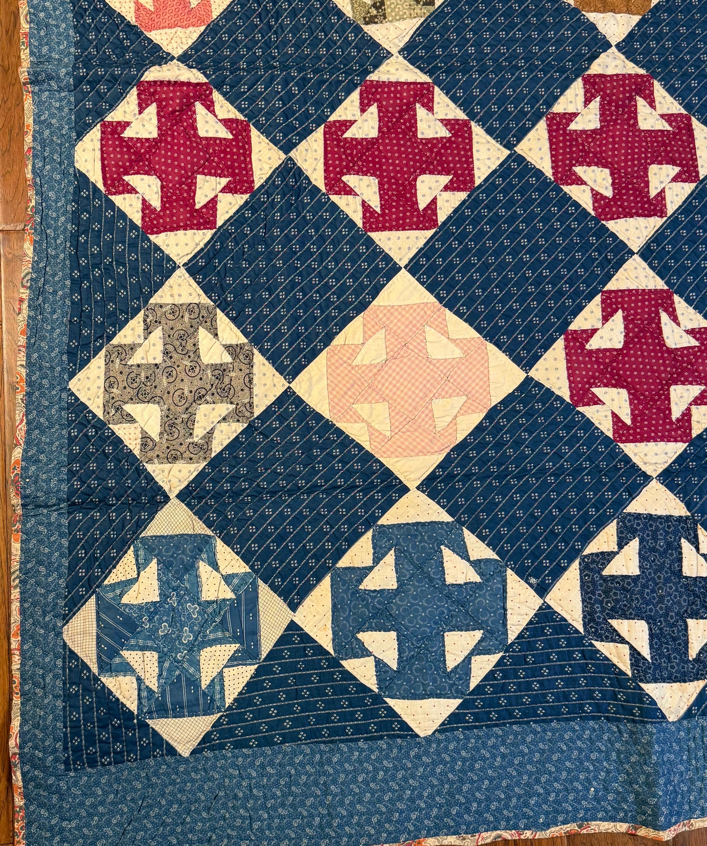 Double T Block Quilt