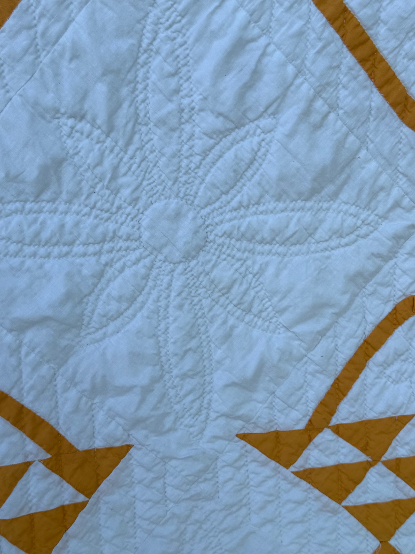 Pieced and Appliqué Basket Quilt