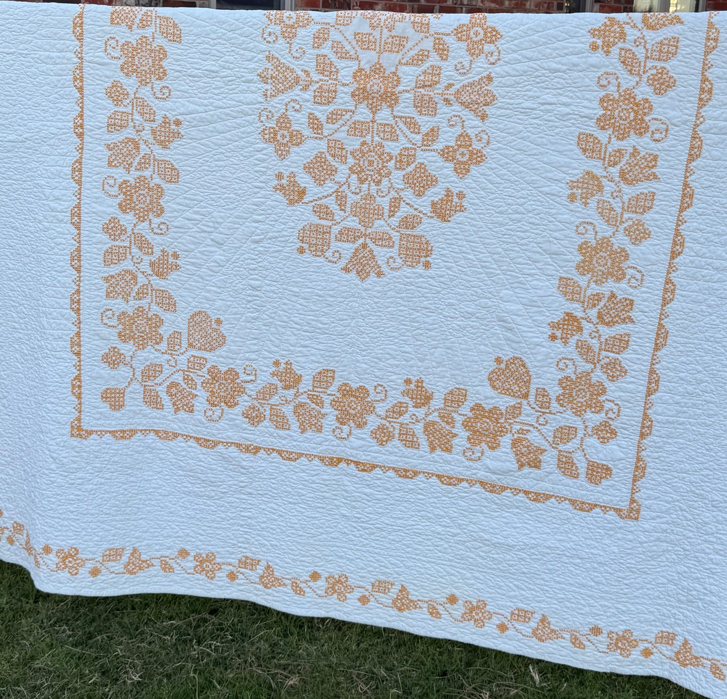 Colonial Chintz Medallion Quilt
