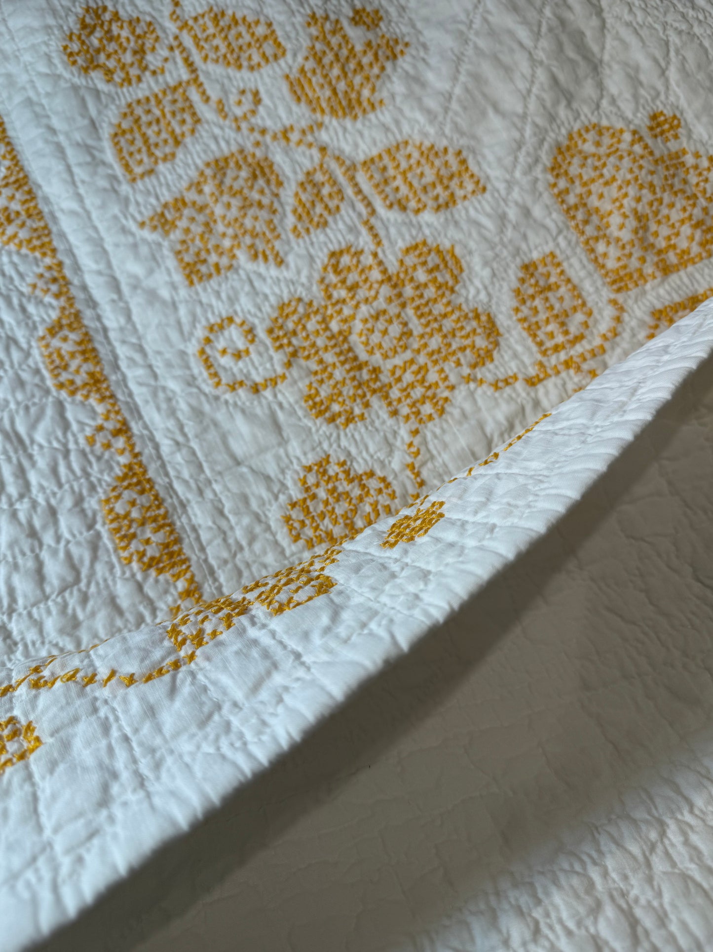 Colonial Chintz Medallion Quilt
