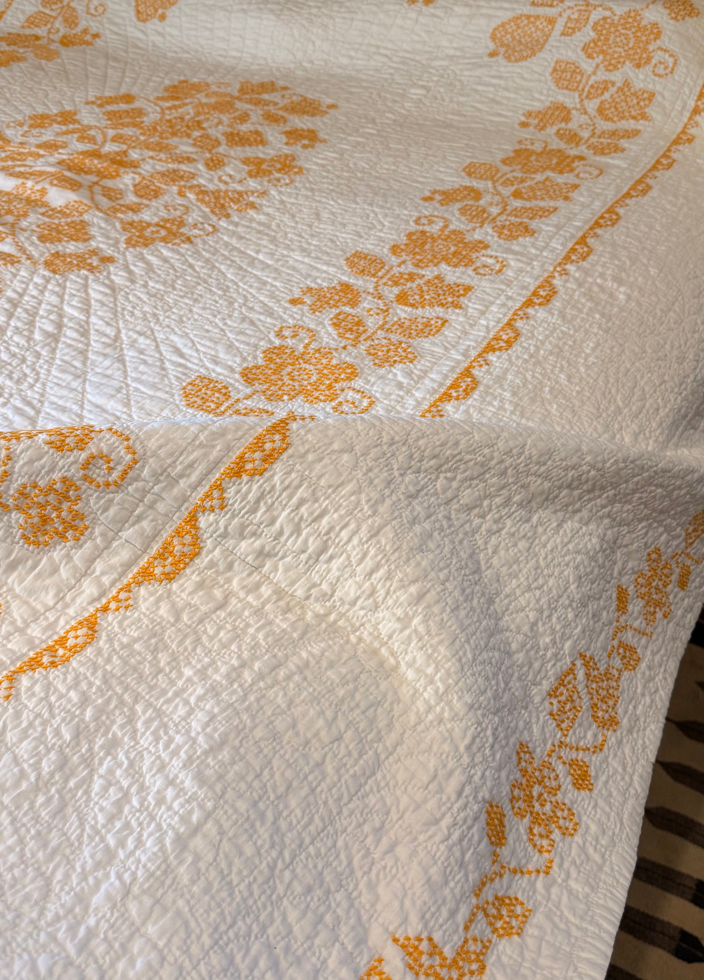 Colonial Chintz Medallion Quilt