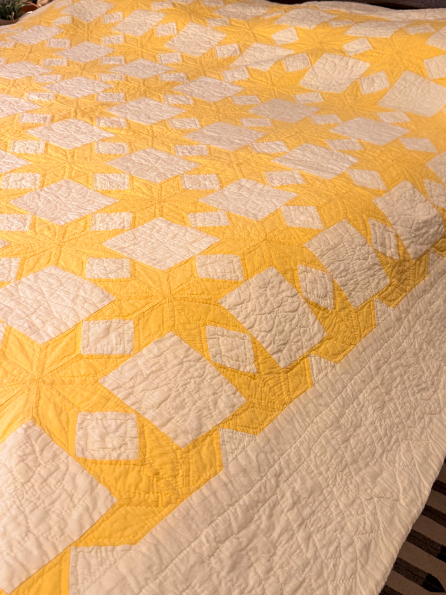 Buttery Yellow and White Stars of LeMoyne Quilt