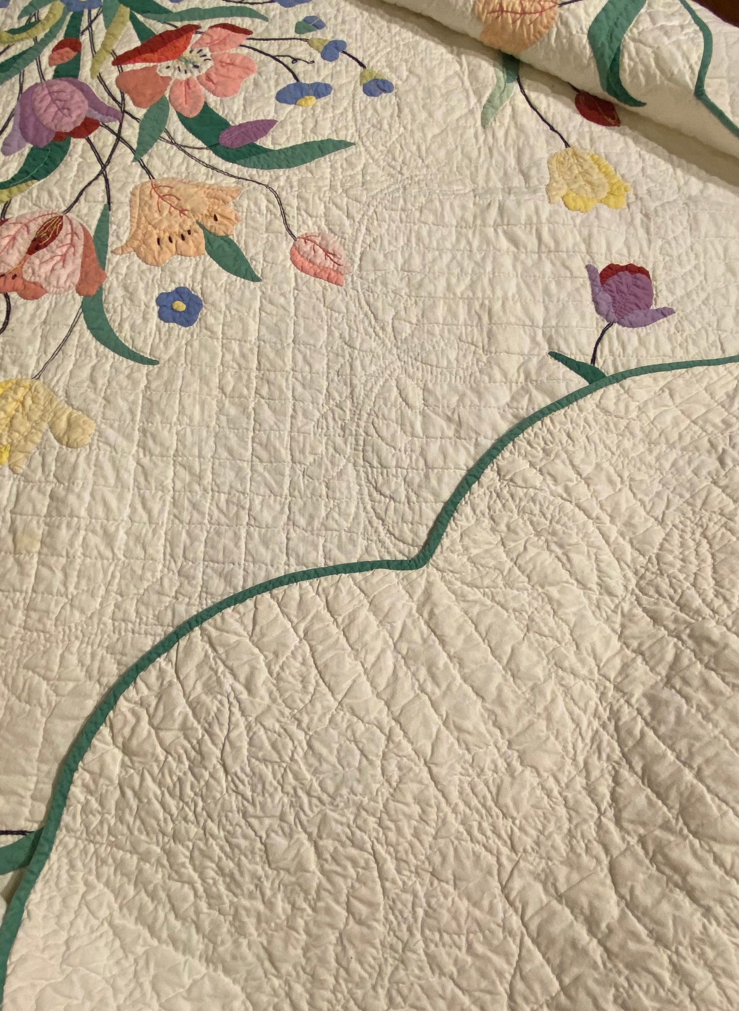 Detailed hand quilting