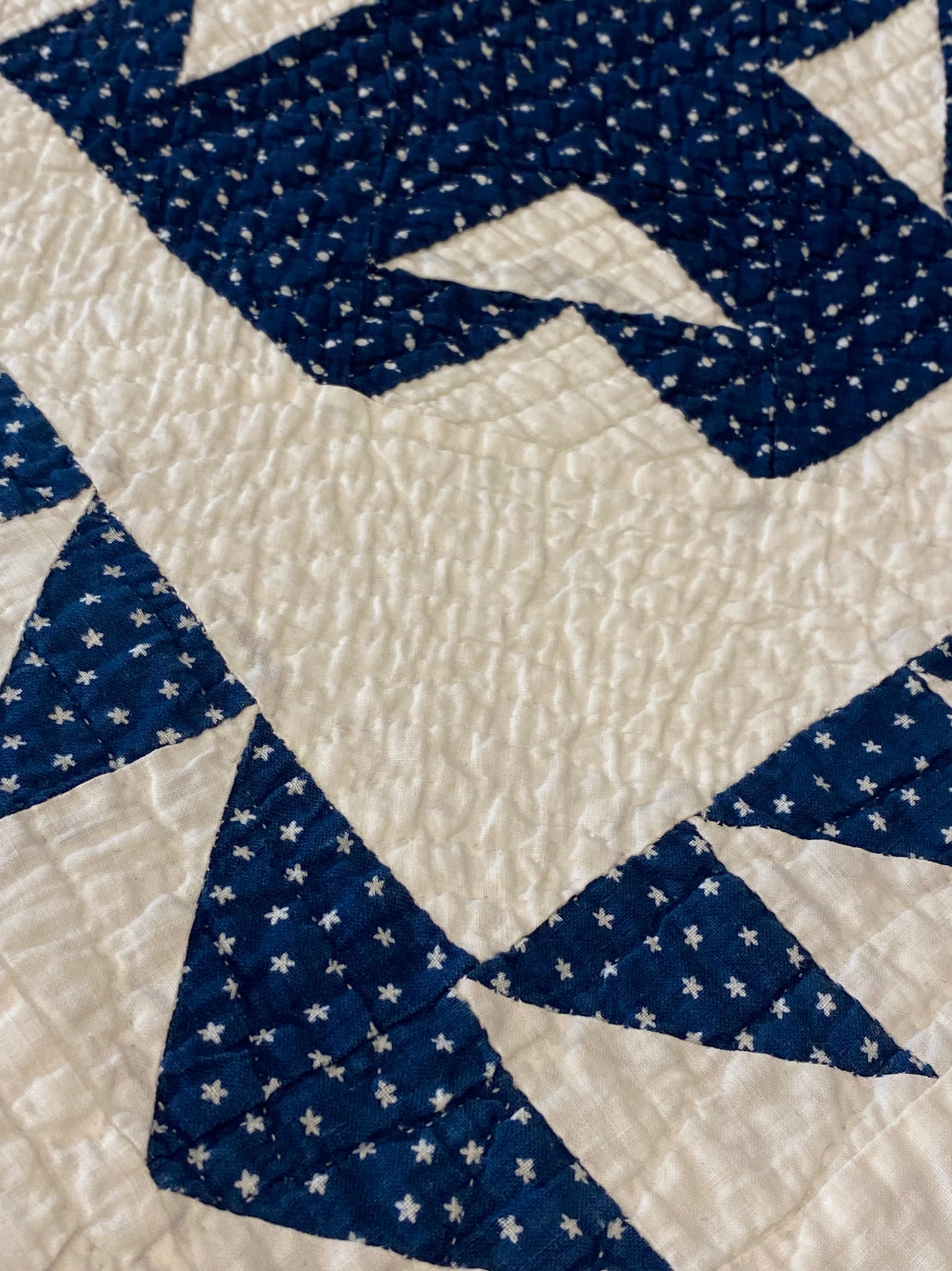 Double T Block Quilt with Sawtooth Border