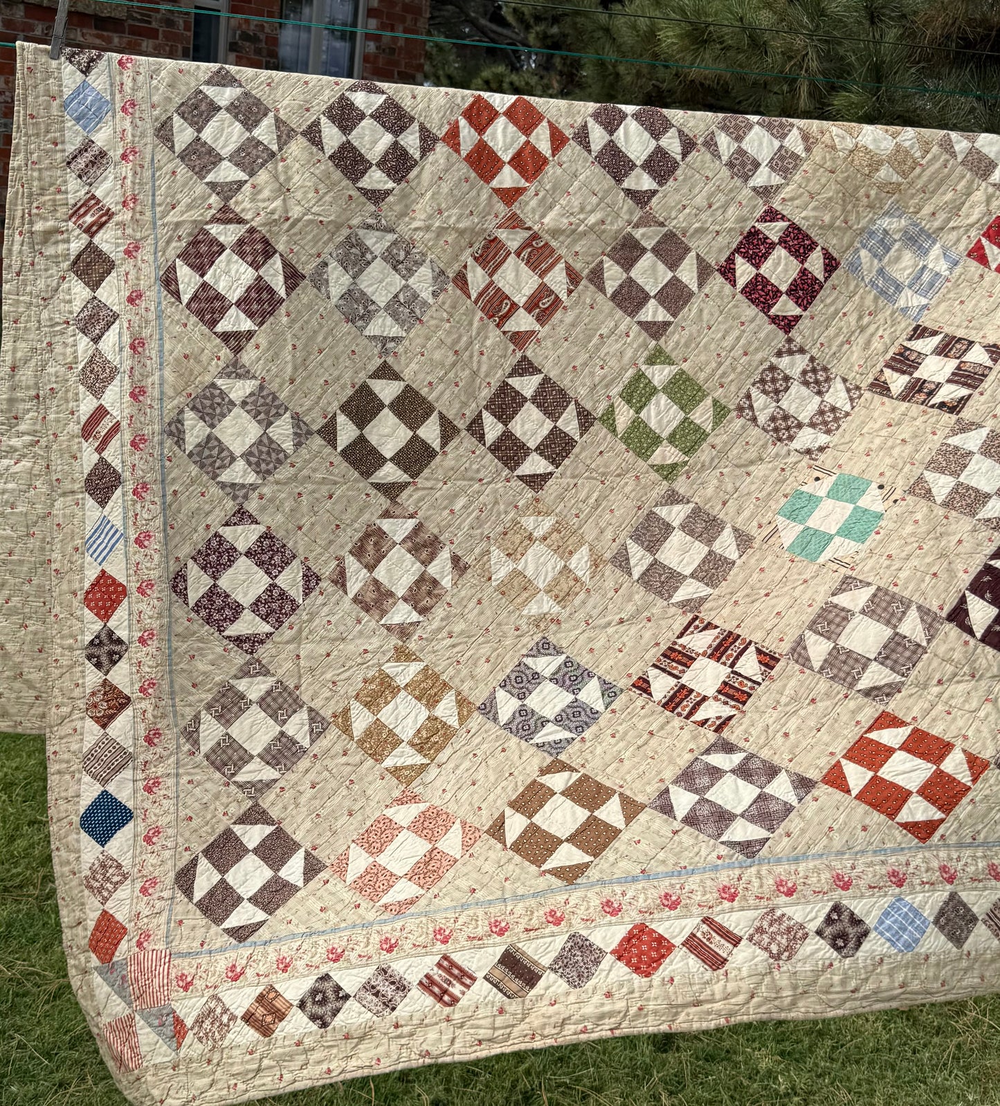 Early Shoofly Quilt with Blocks Border