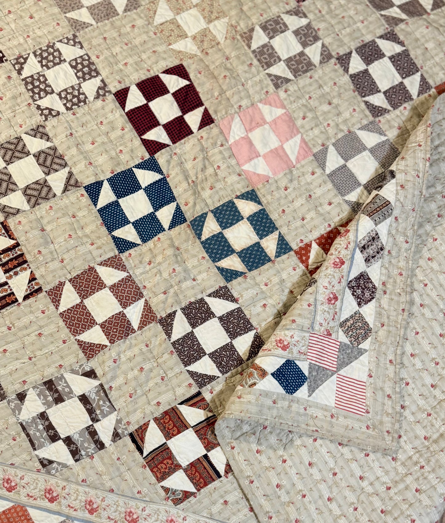 Early Shoofly Quilt with Blocks Border