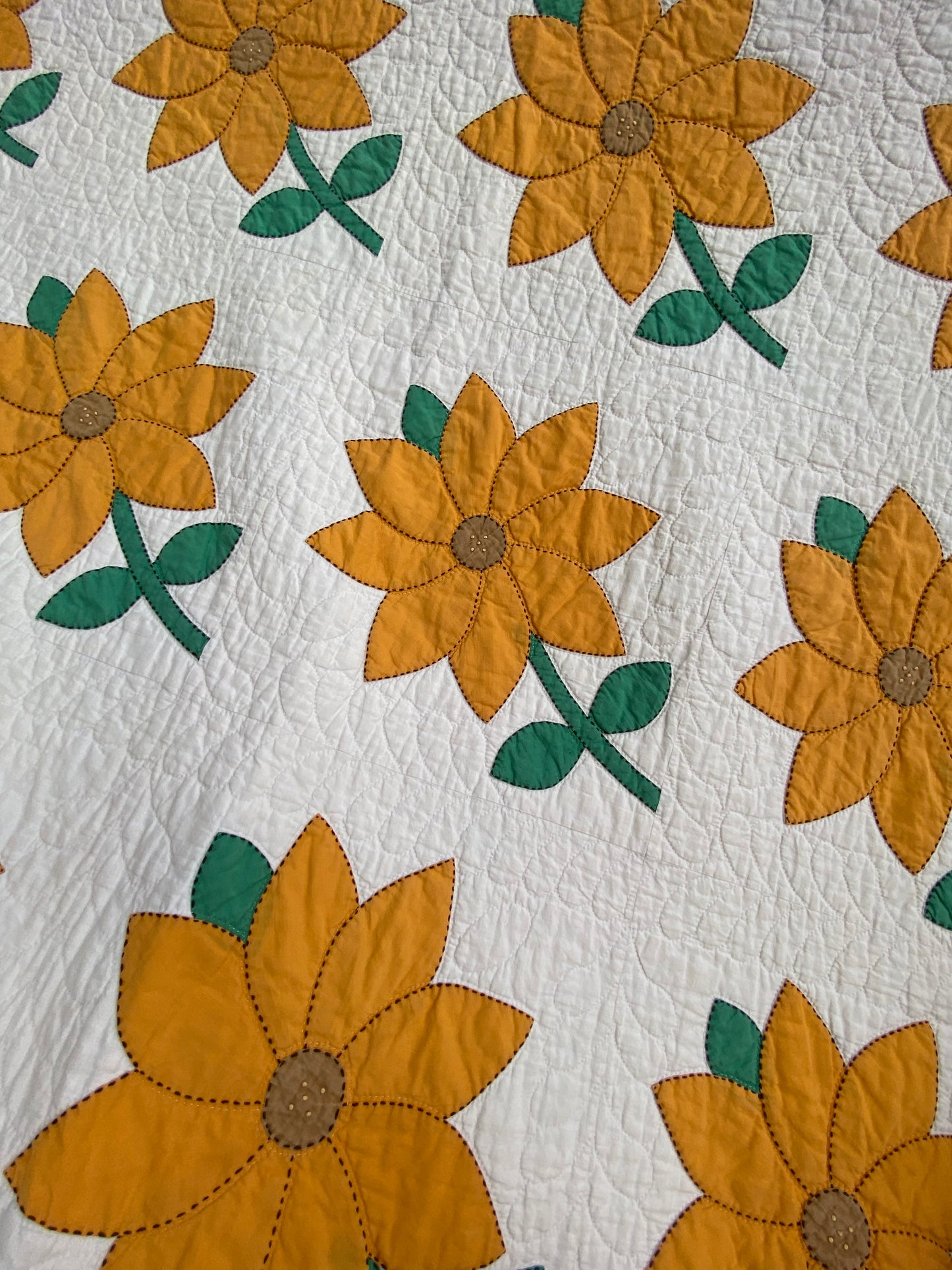 Daisy/Sunflowers Appliqué Quilt