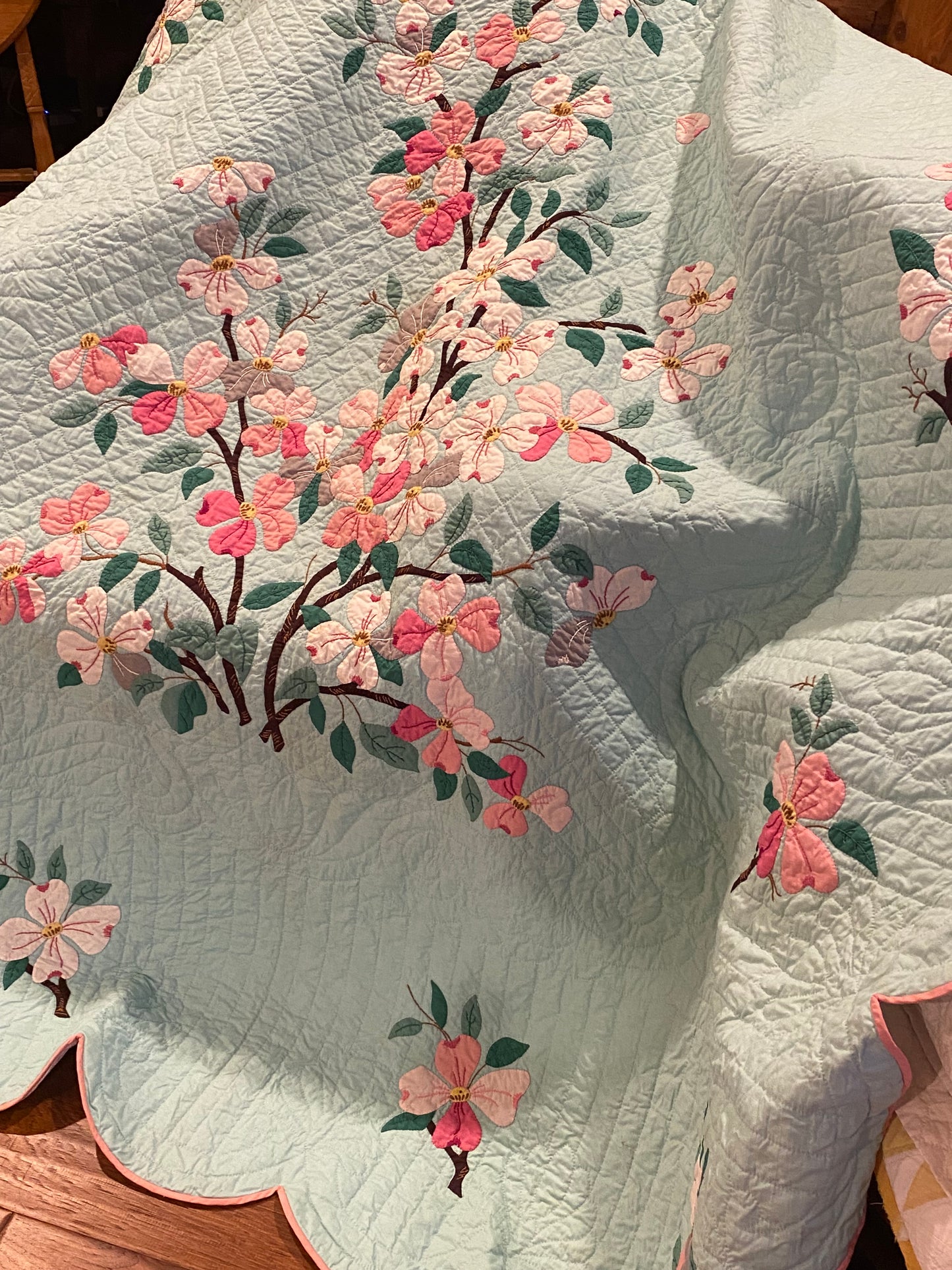 Dogwood Blossoms Appliqué Quilt