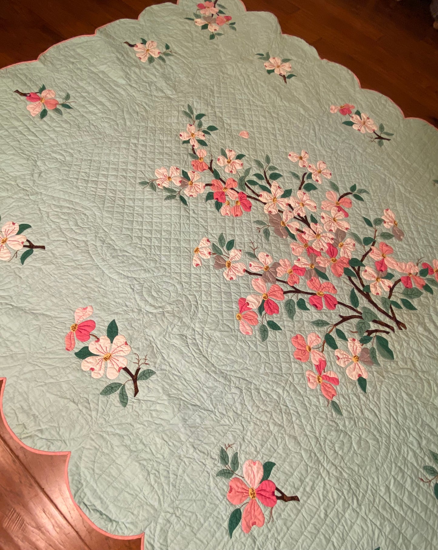 Dogwood Blossoms Appliqué Quilt