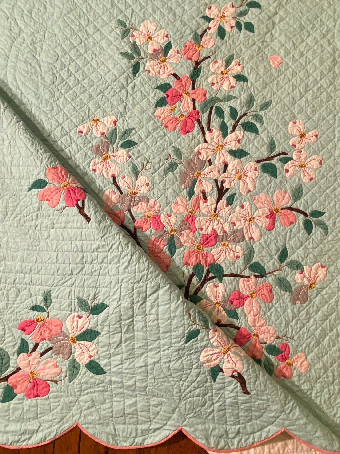 Dogwood Blossoms Appliqué Quilt