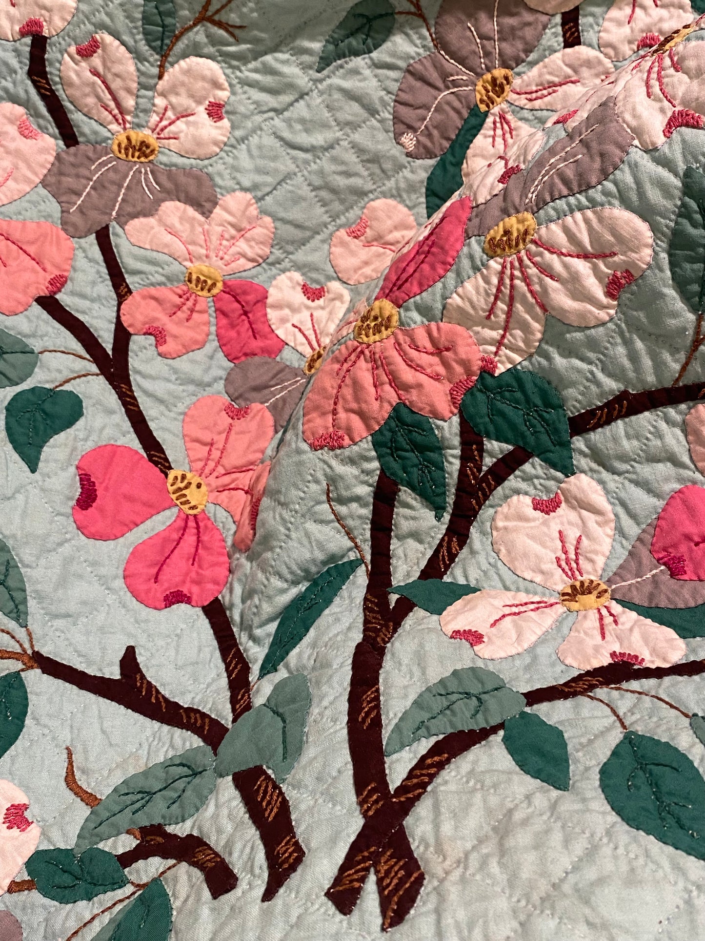 Dogwood Blossoms Appliqué Quilt