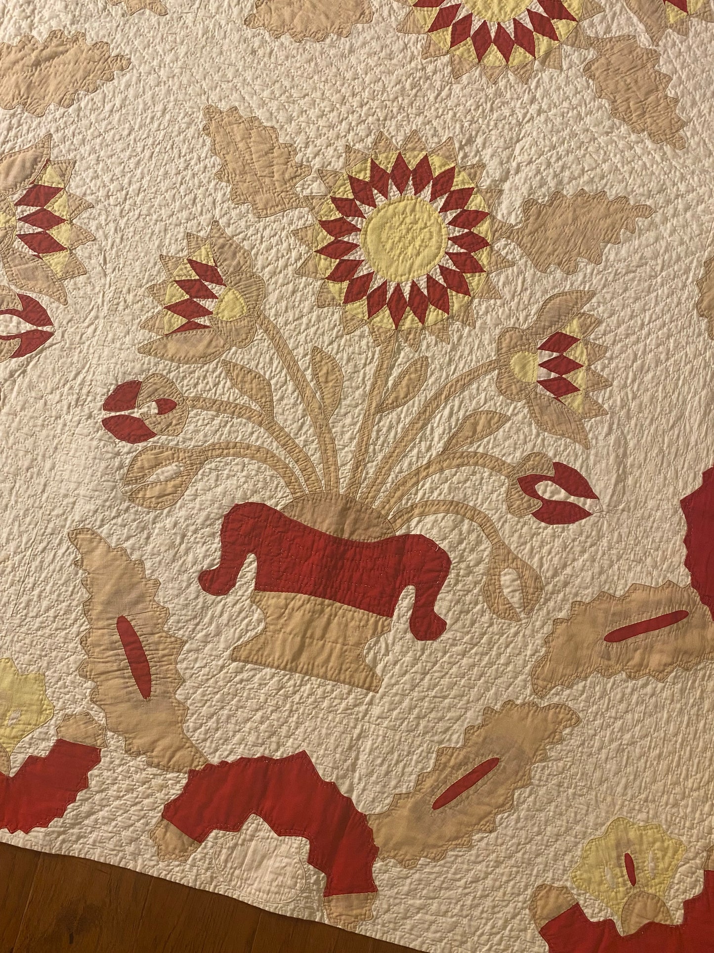 Egyptian Lotus Flower Applique Quillt
