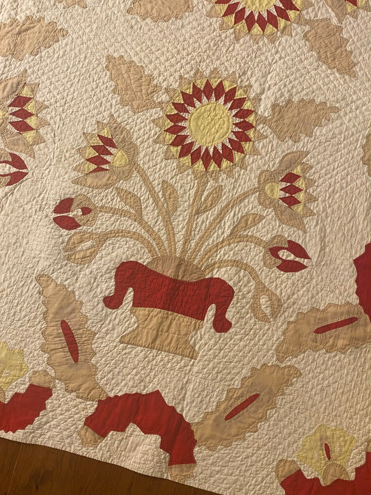 Egyptian Lotus Flower Applique Quillt