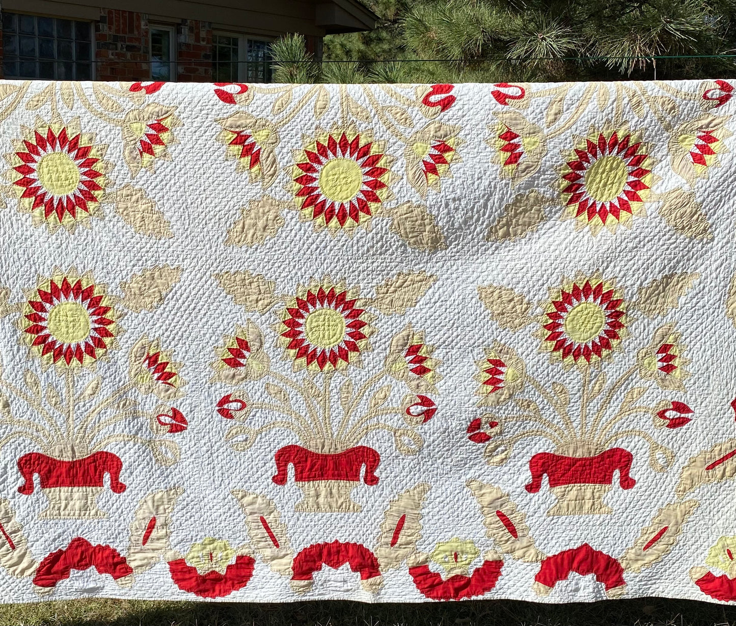Egyptian Lotus Flower Applique Quillt