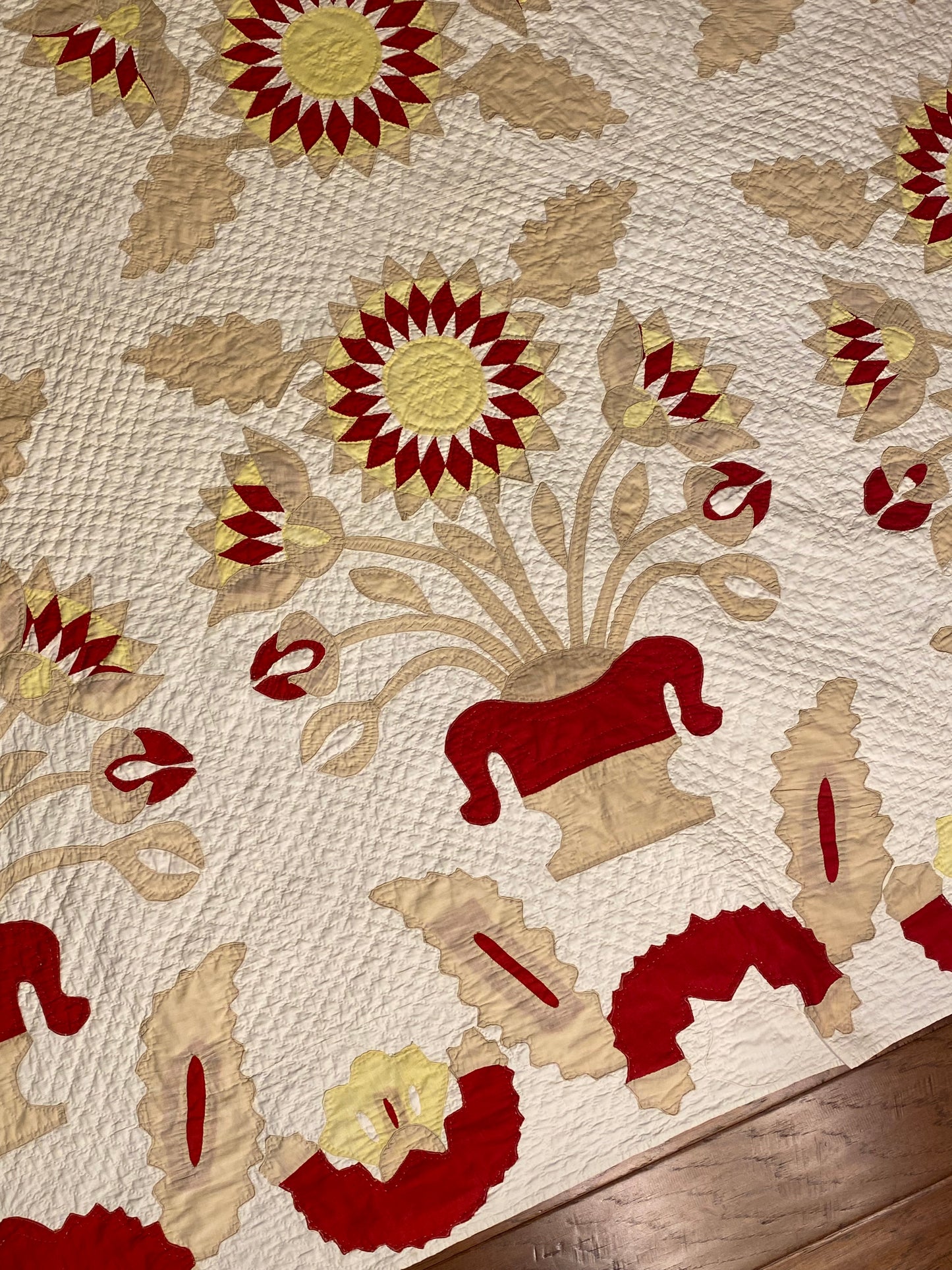 Egyptian Lotus Flower Applique Quillt
