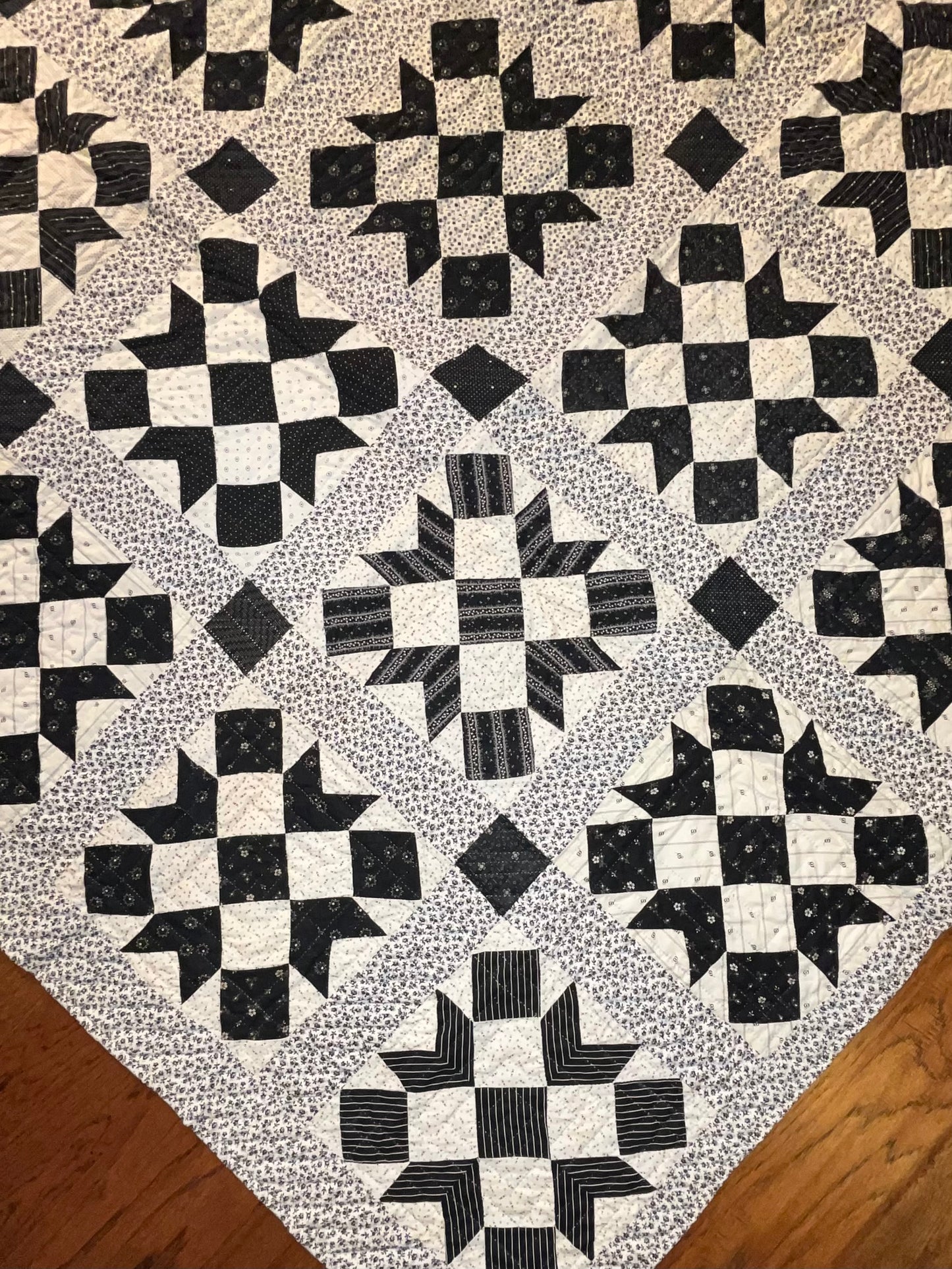 Sisters Choice Variation Quilt