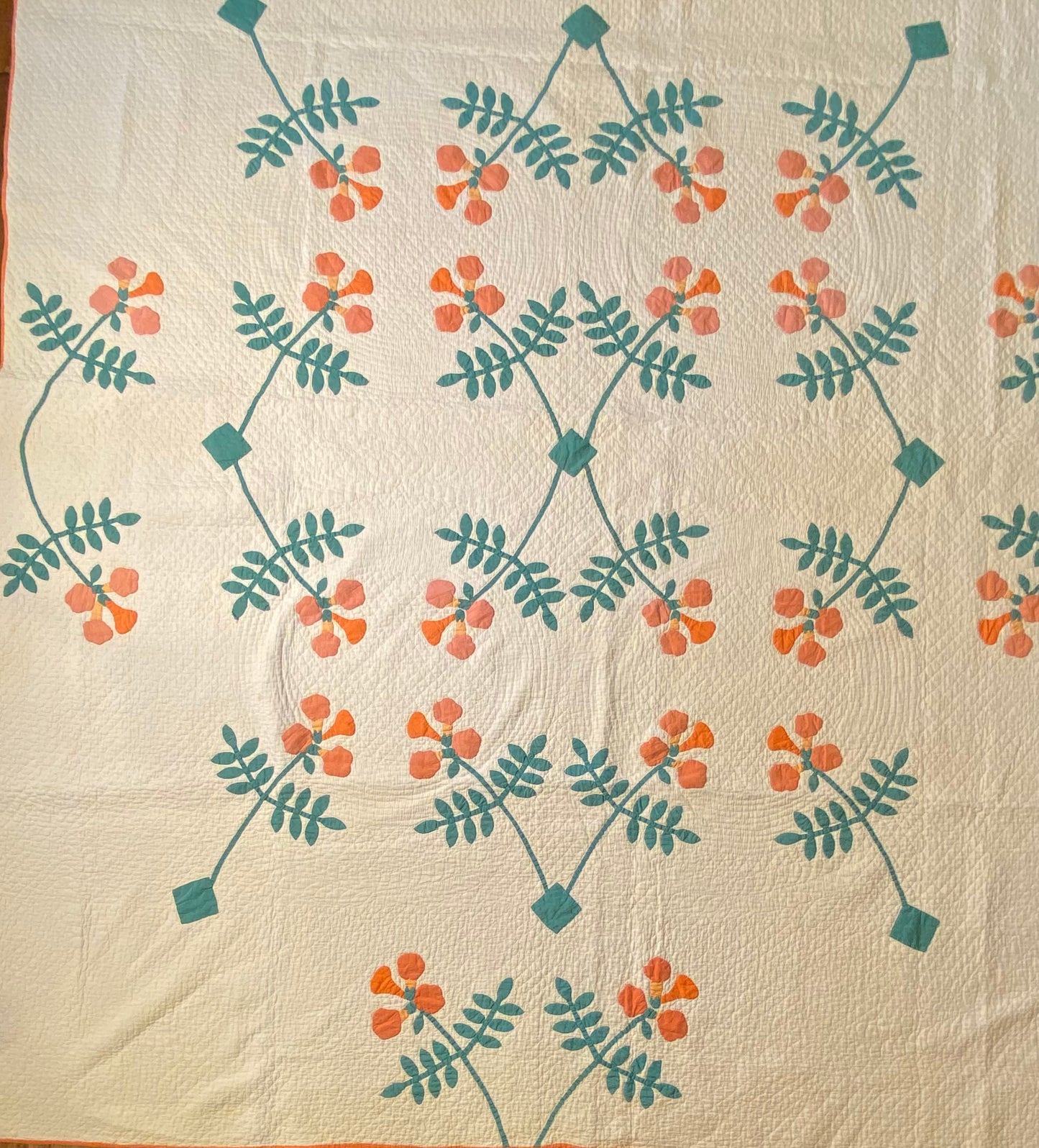 Trumpet Vines Mountain Mist Appliqué Quilt