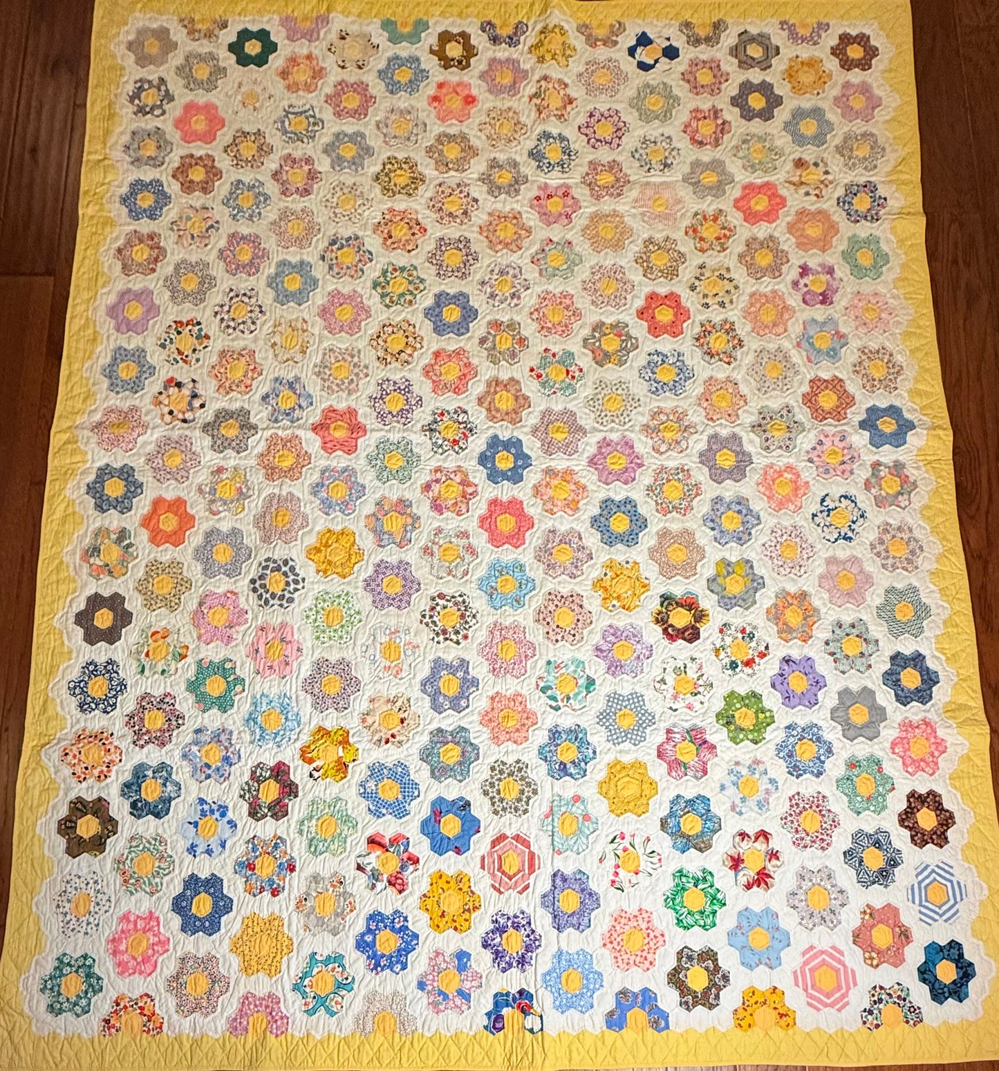 Outstanding Mosaic Flower Garden Quilt