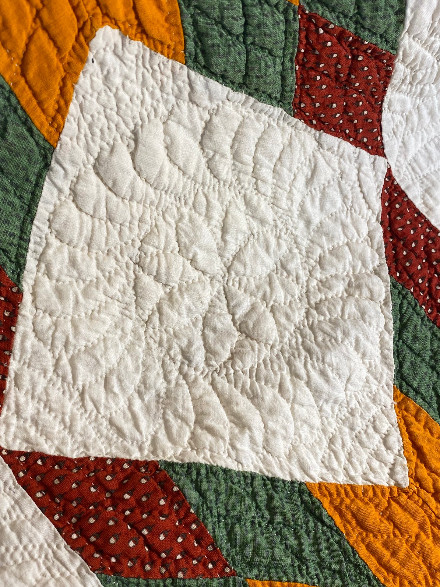 Touching 8 Point Stars Quilt with Sawtooth Border