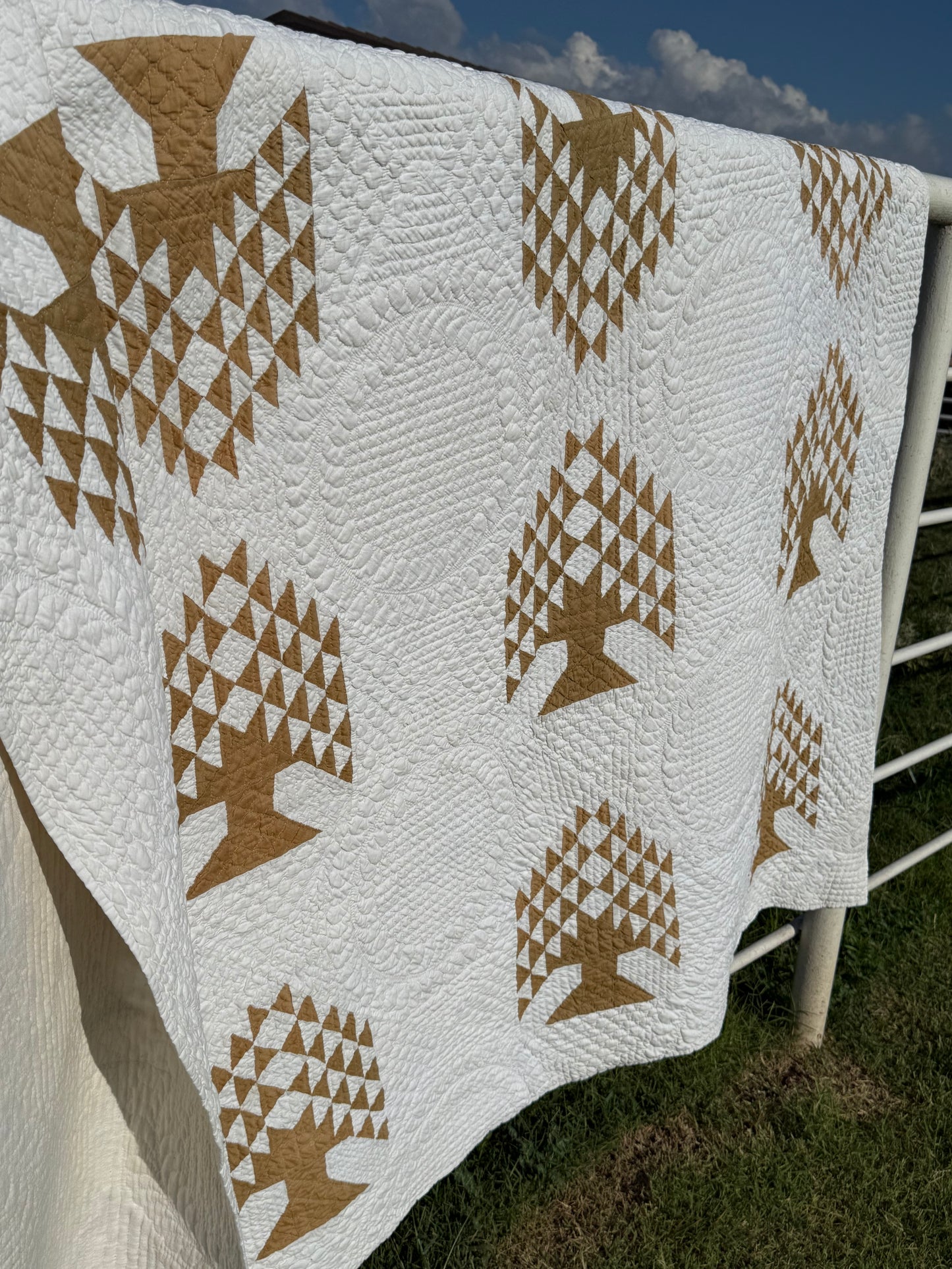 Tree of Paradise Quilt