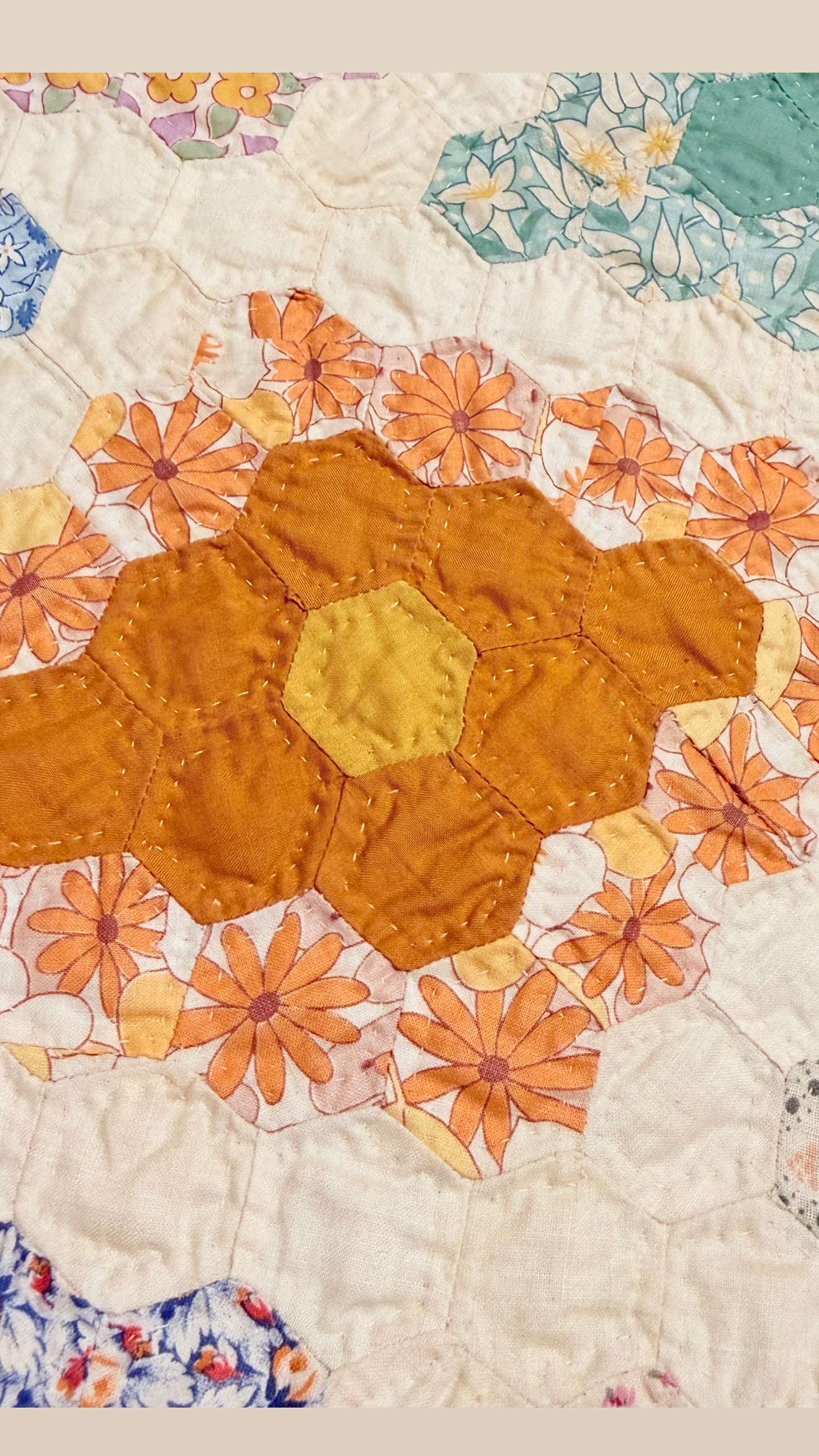 Stunning Small Scale Field of Diamonds Quilt