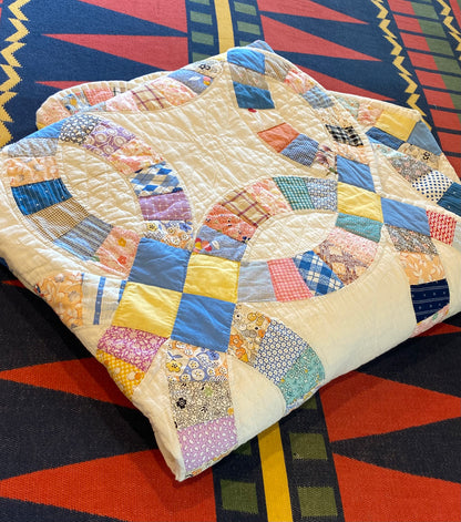 Vintage Double Wedding Ring Quilt