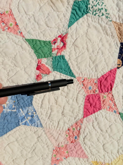 Kite / Periwinkle Small Scale Quilt