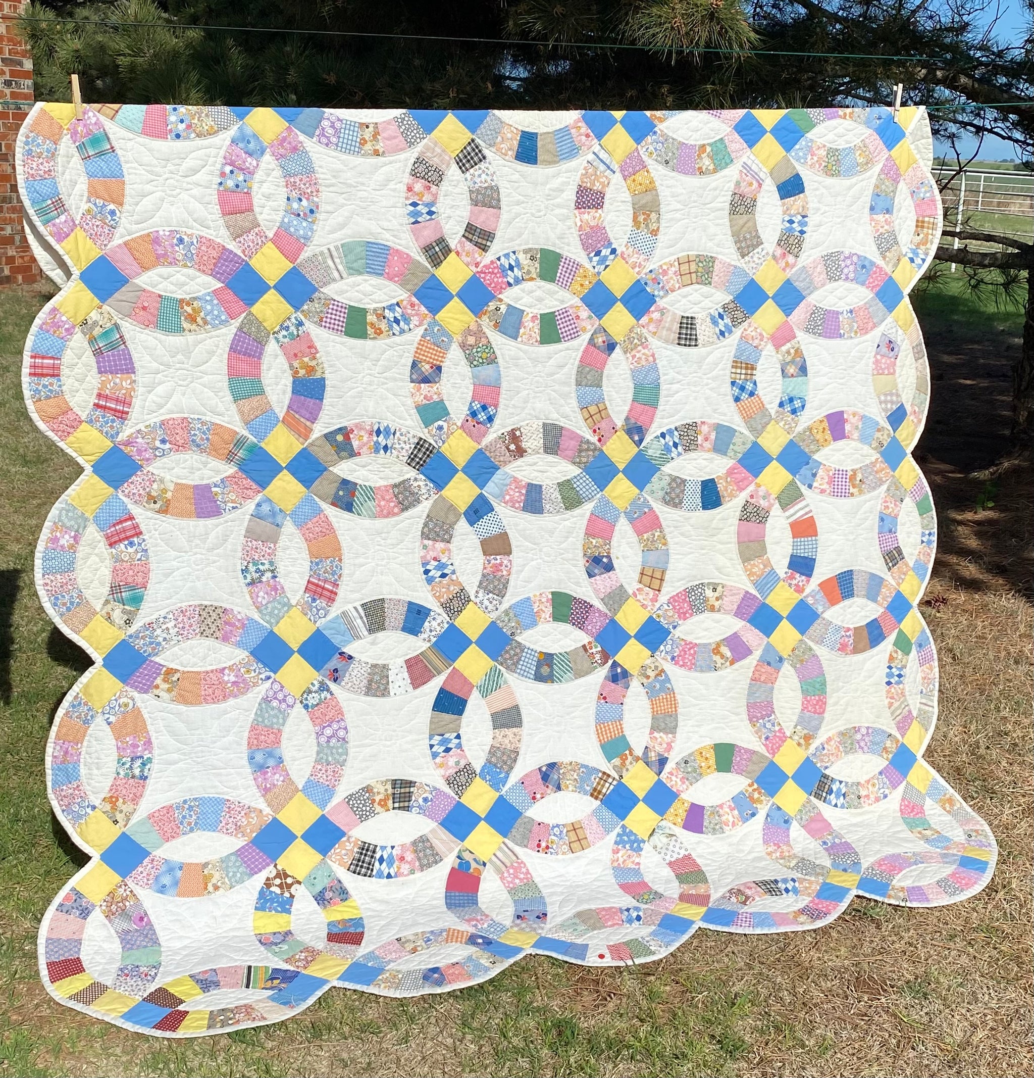 Vintage Double Wedding Ring Quilt – Cindy's Antique Quilts