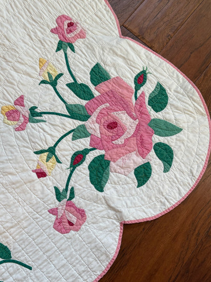The Graceful Rose Applique Quilt